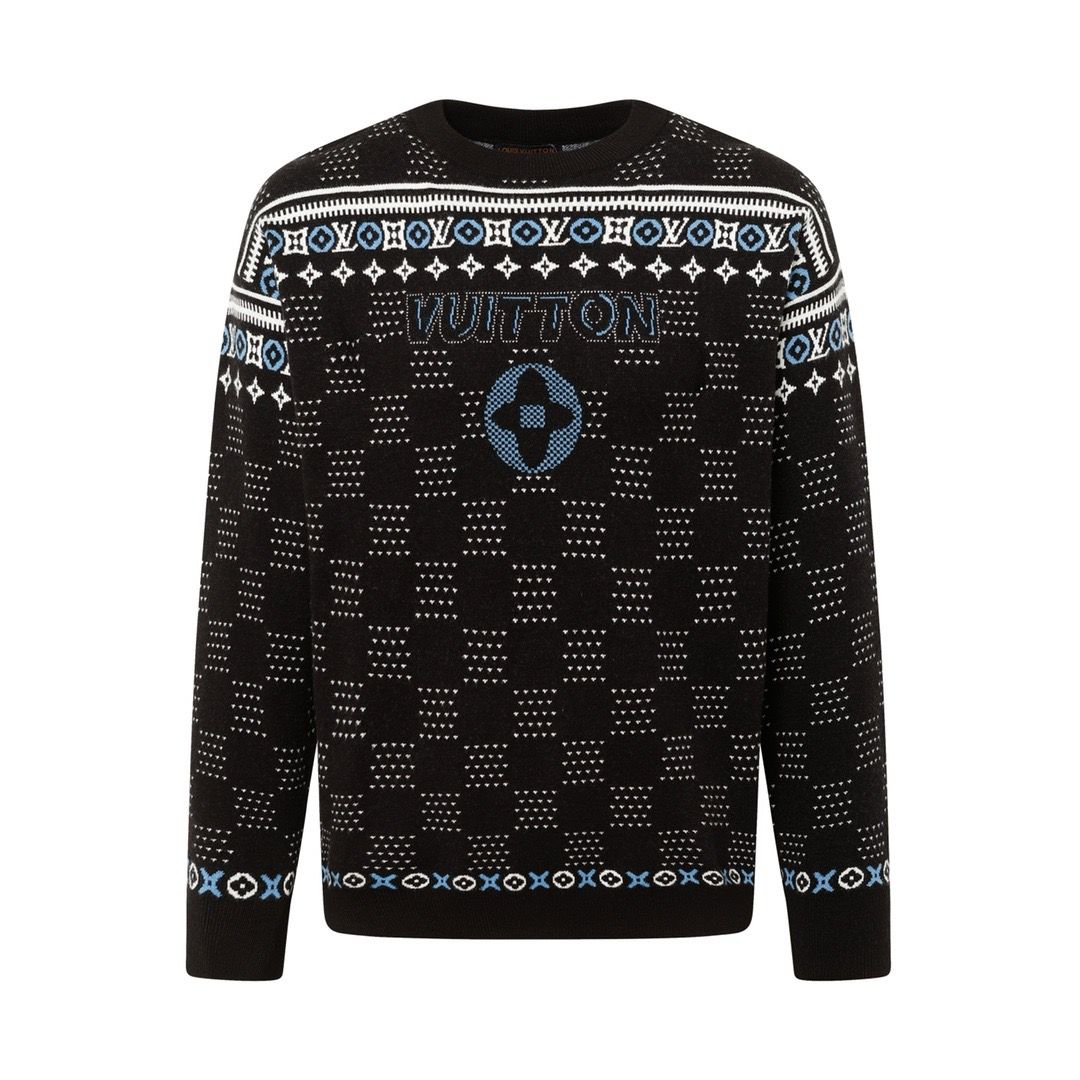 1:1 New black sweater