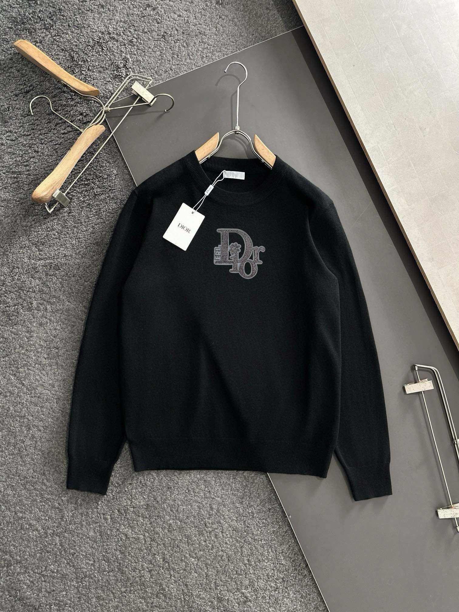 1:1 New embroidery sweater