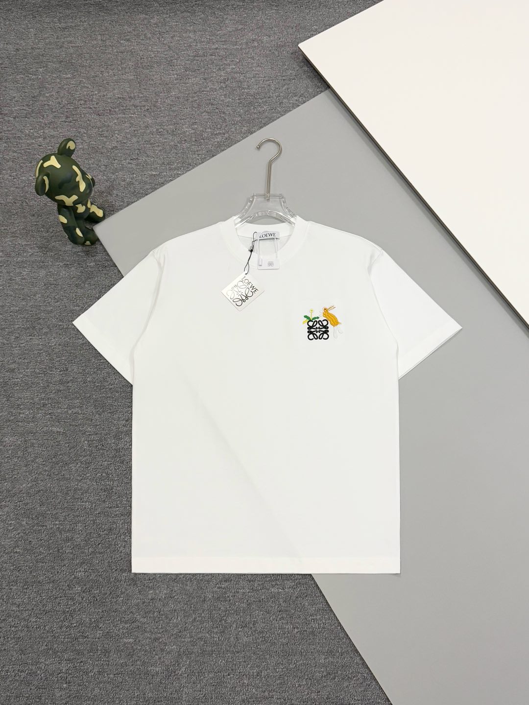 New LOEVE T-shirt