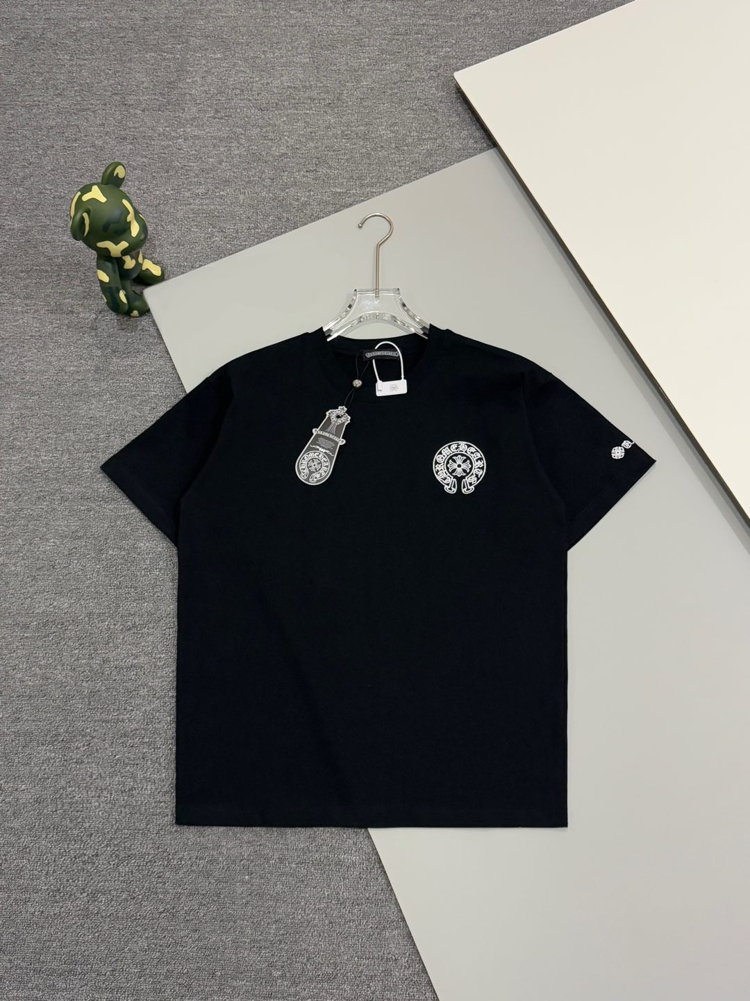 New simple chro_heart T-shirt