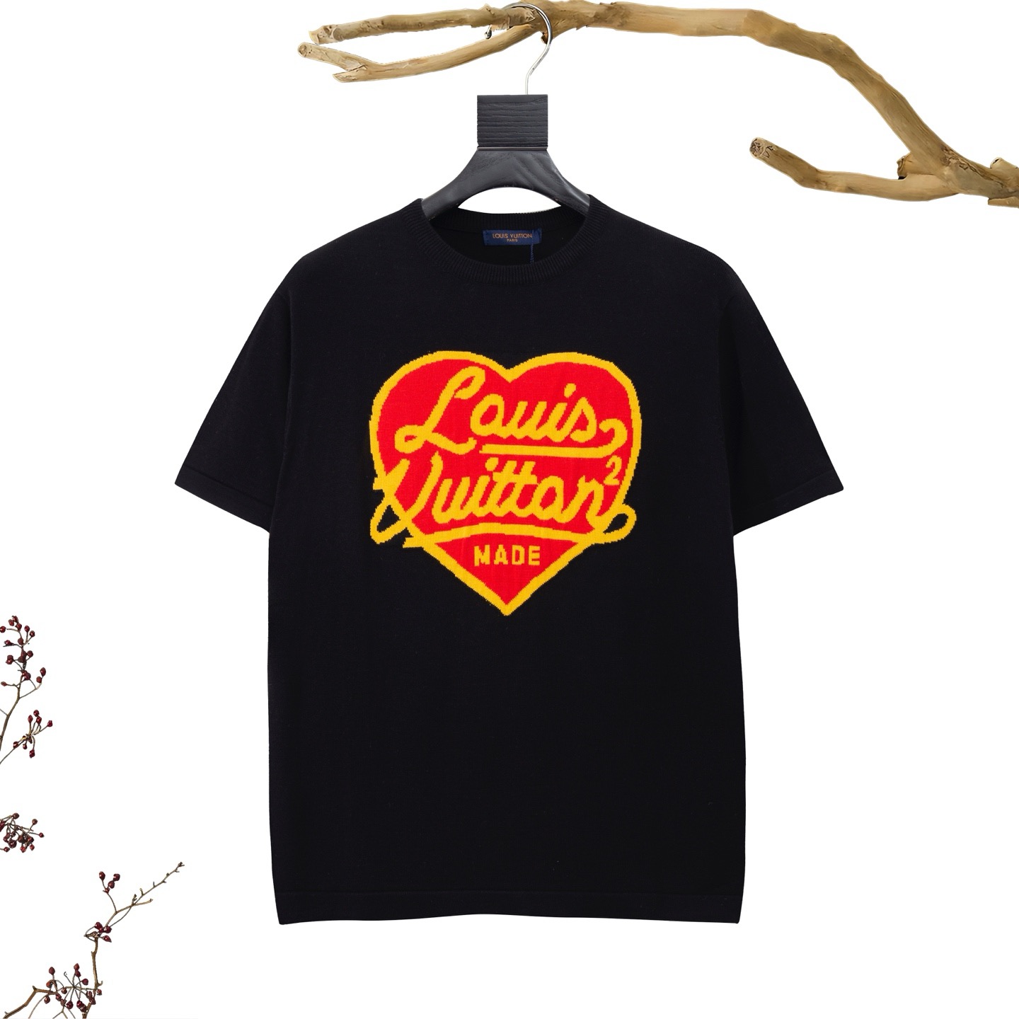 New arrival red heart tshirt