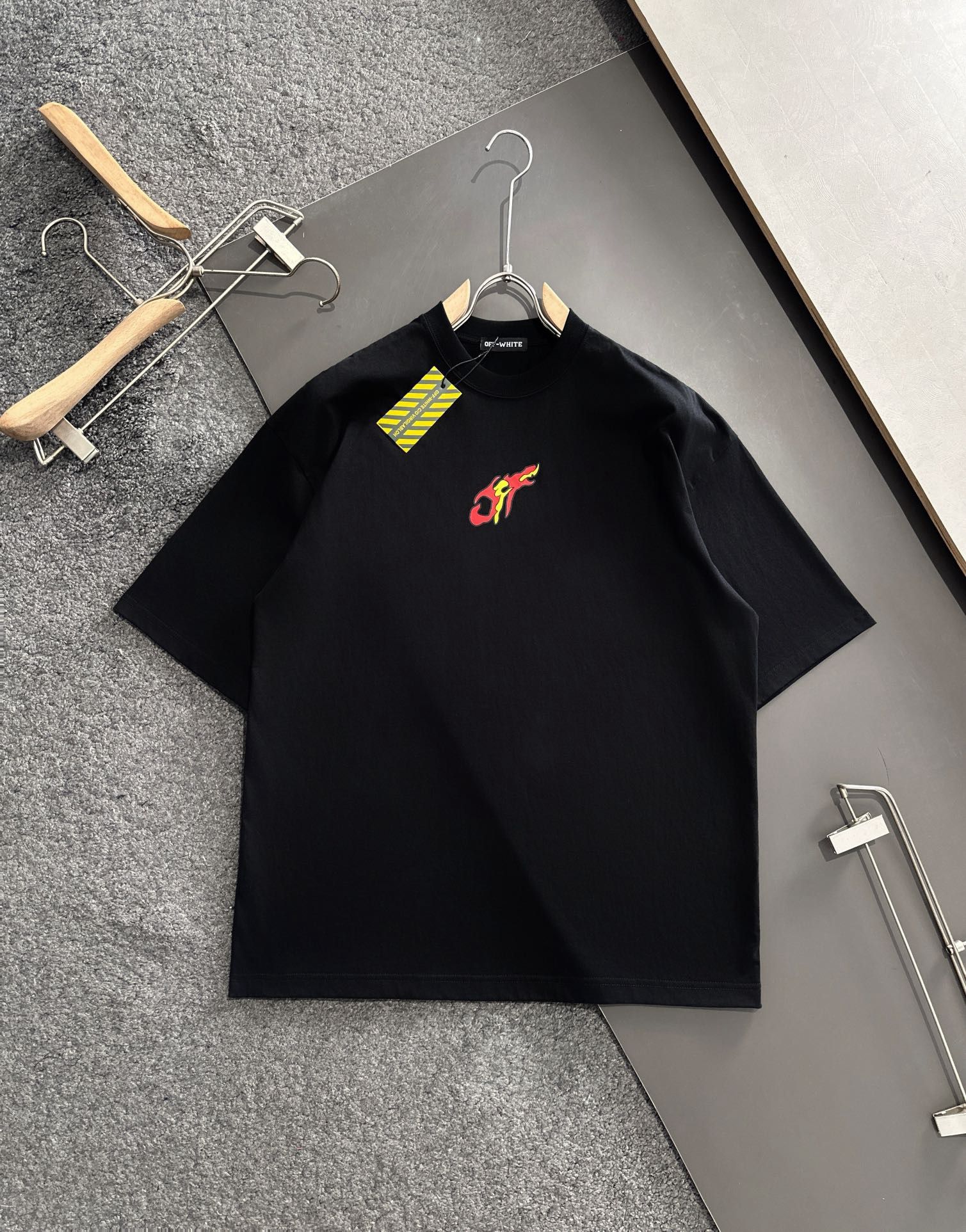 New washed design cute print tshirt