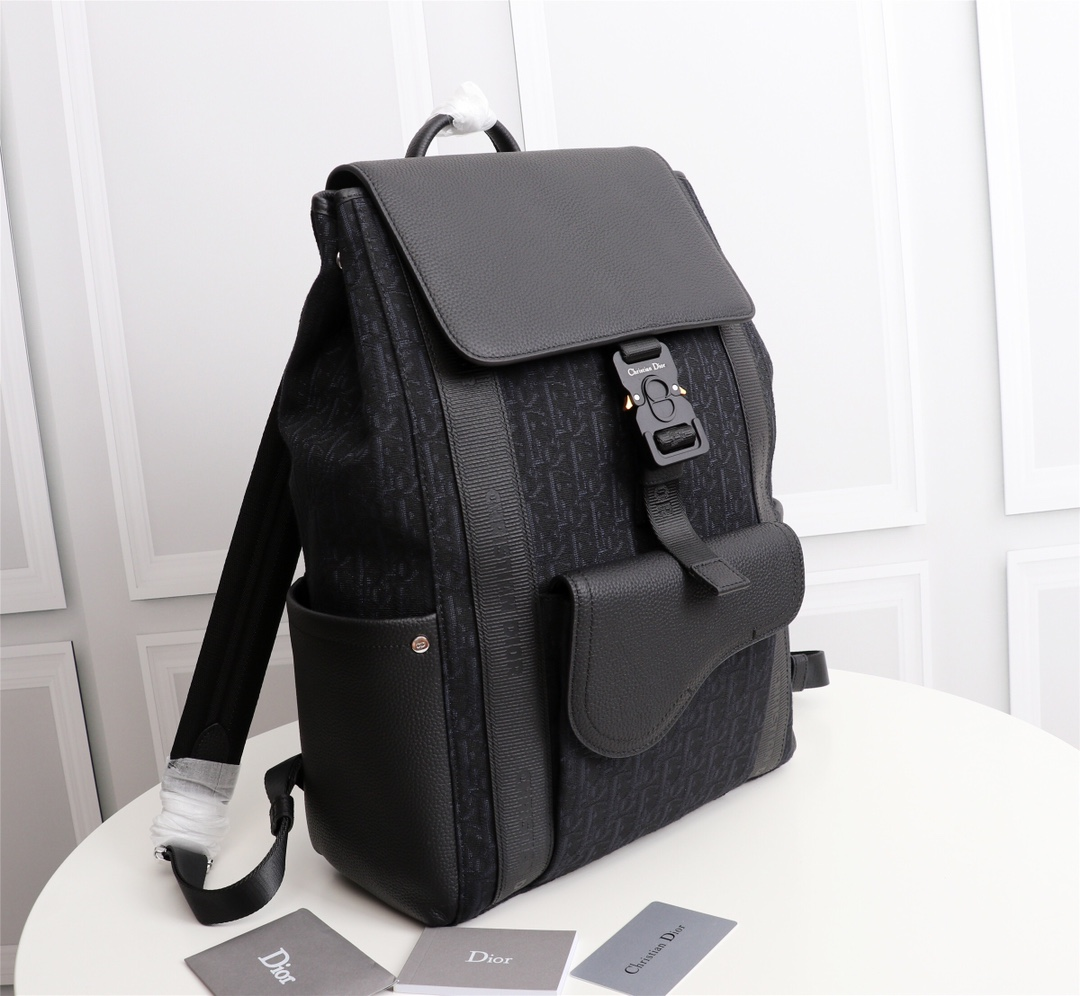 1:1 New arrival  black Oblique printing backpack