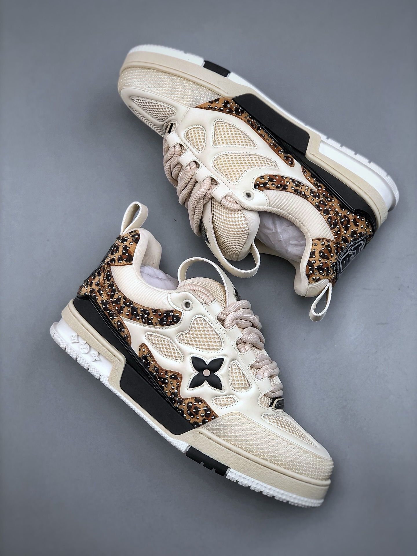 2025 1:1 top version white with leopard sneaker