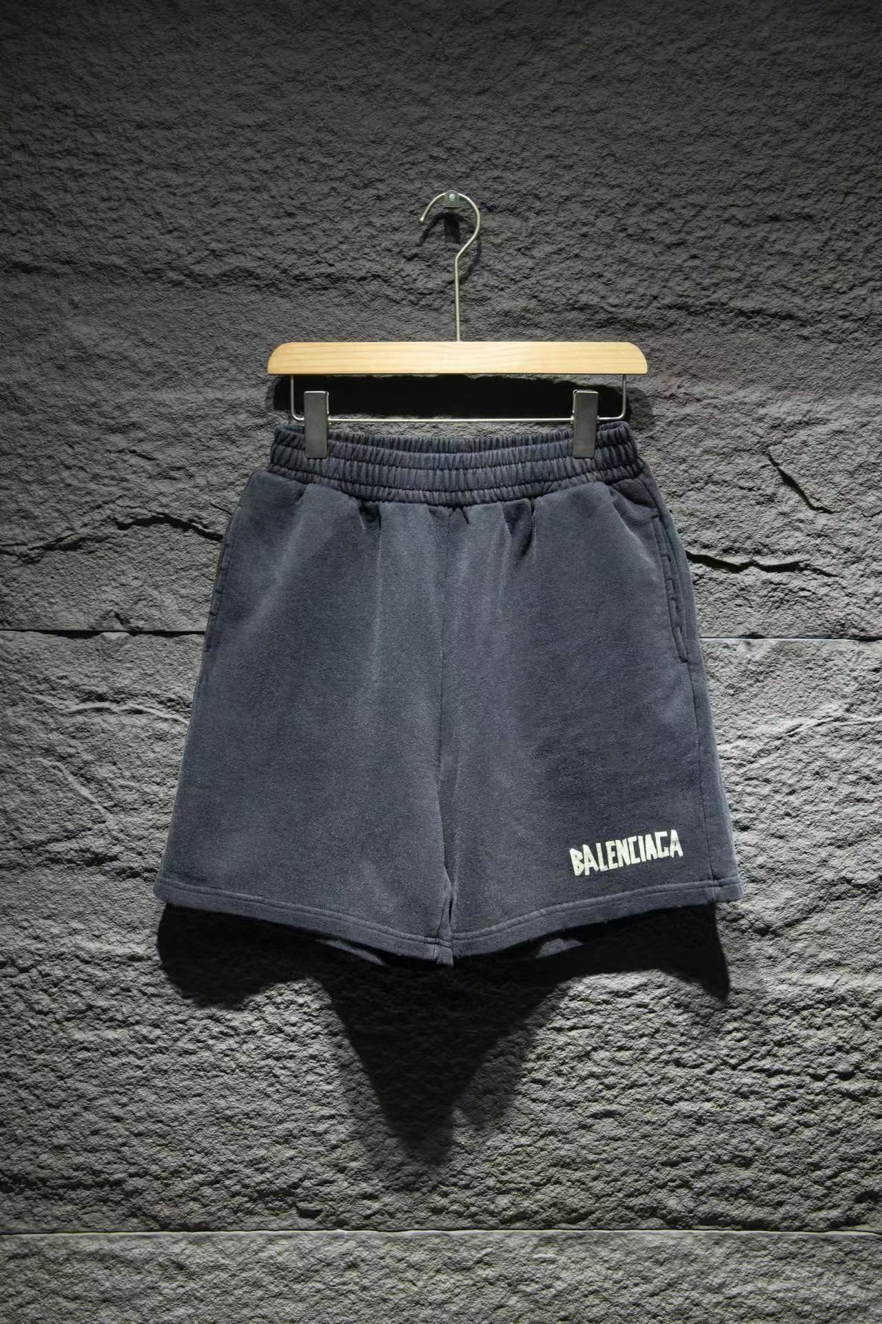 1:1 washing grey classic short