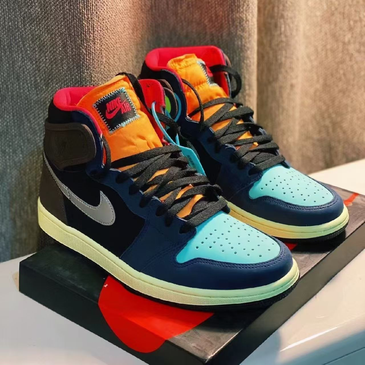 Air jordan 1 Retro high OG bio hack