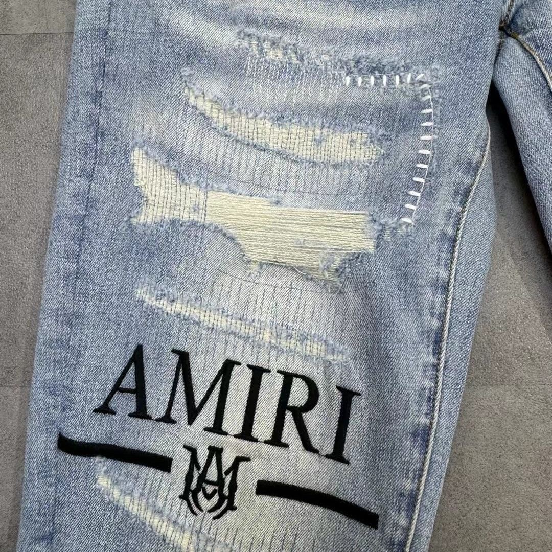 No. 8836 Big Letters Logo Ripped Jeans Black