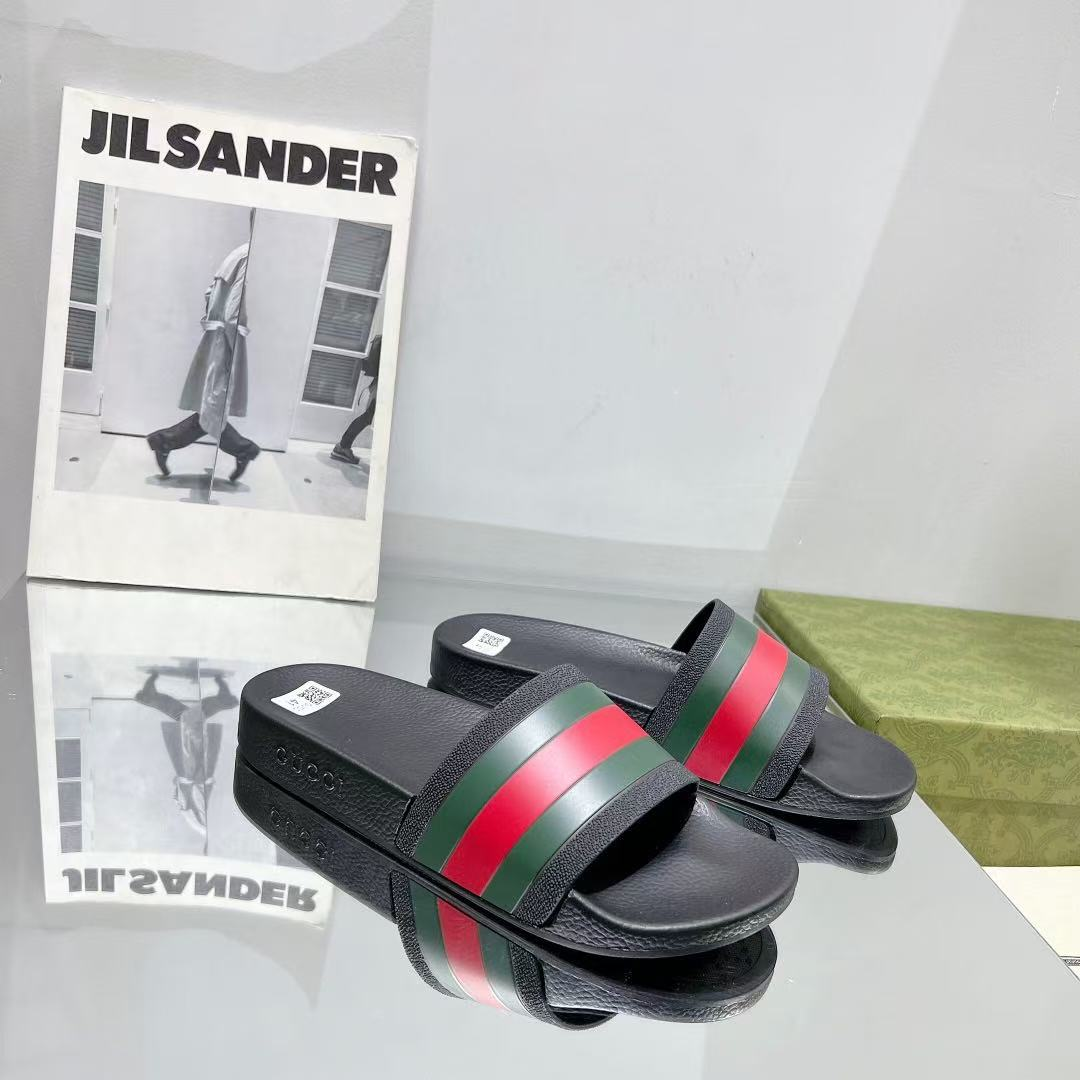 New arrival comfortable slippers
