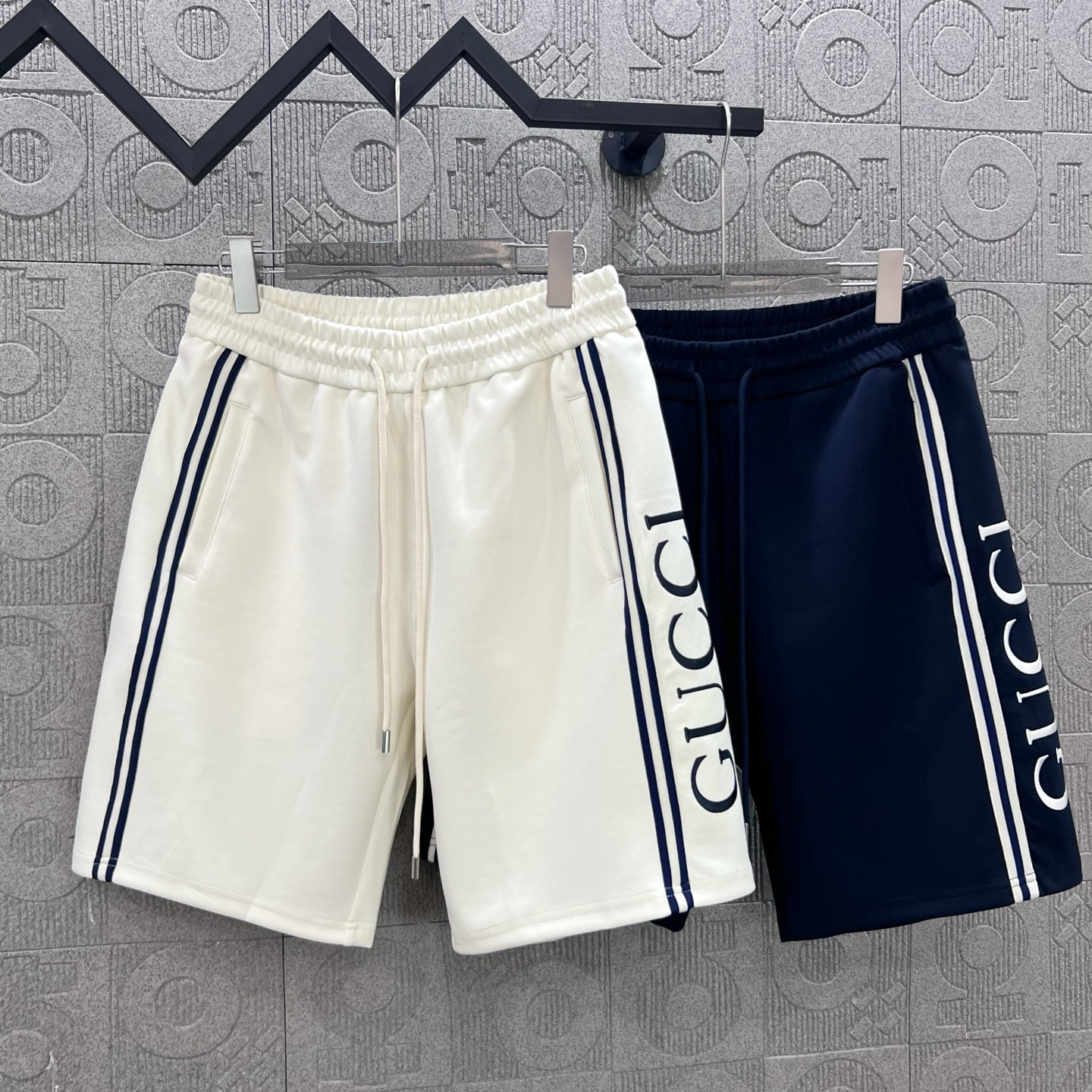 25SS new embroidered with blue and white webbing knit shorts