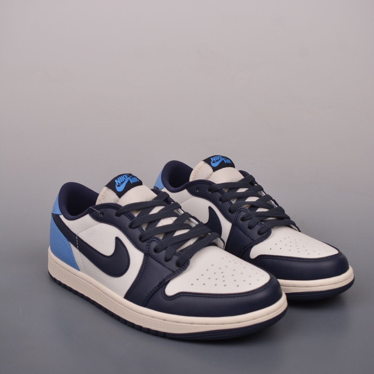 Obsidian retro sneakers AJ1 low navy blue