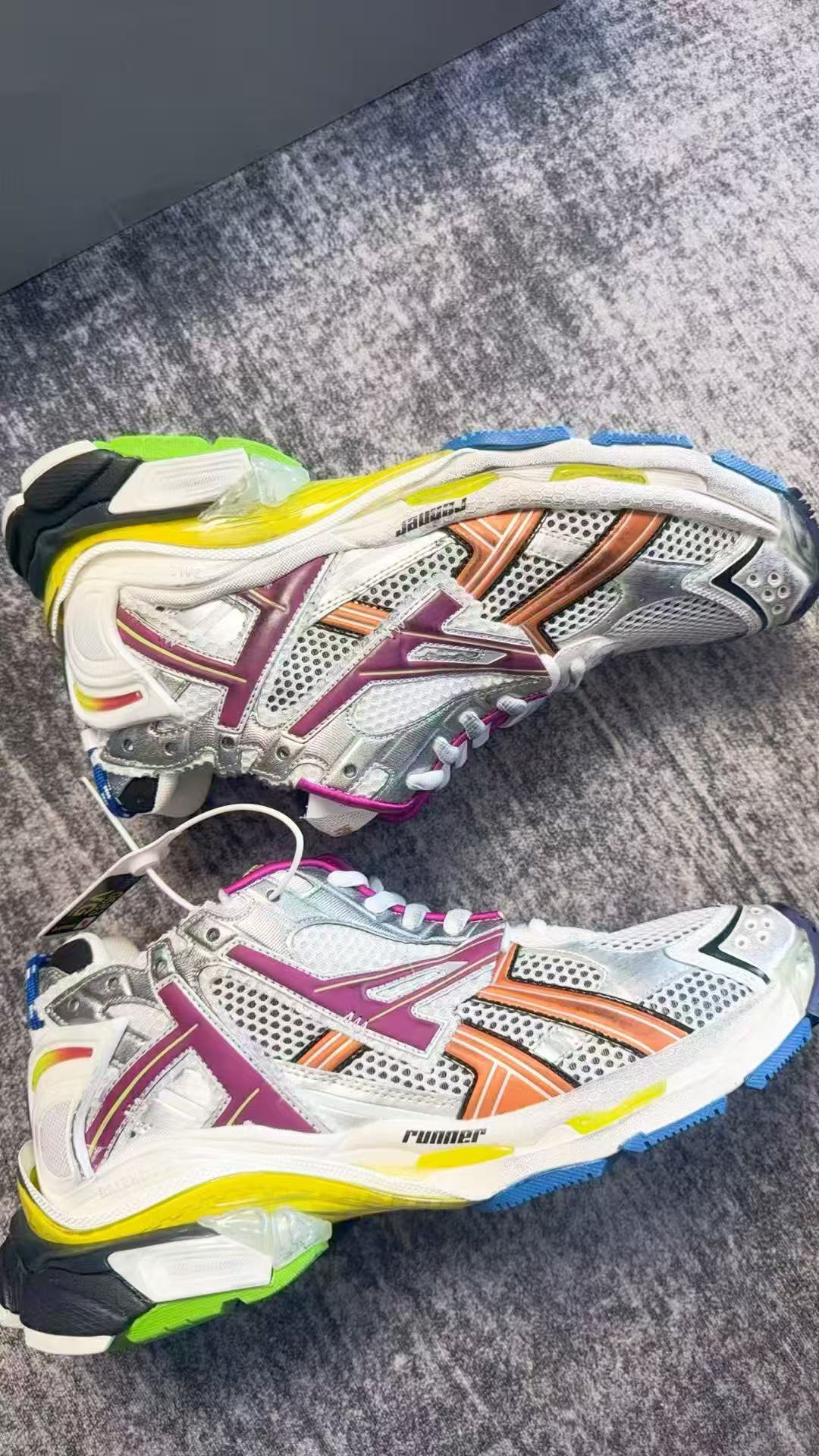 1:1 top quality sneaker