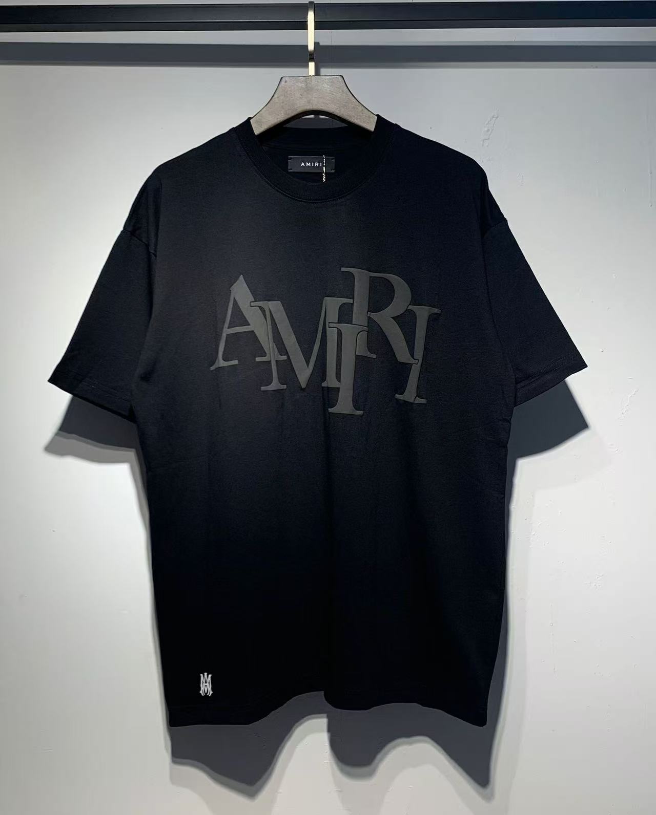 Puff logo black tshirt