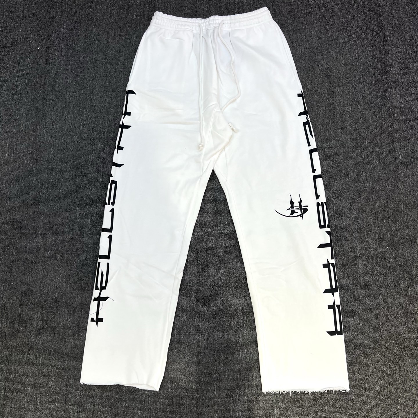 New white color sweatpant