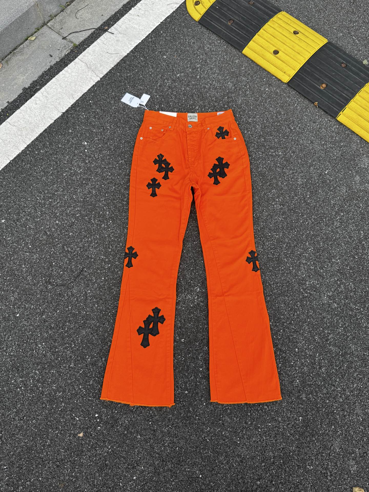 New color orange color cross patch flared pant