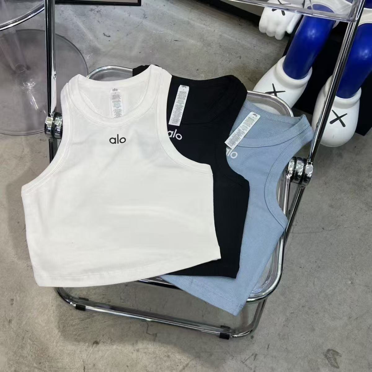 alo cotton vest