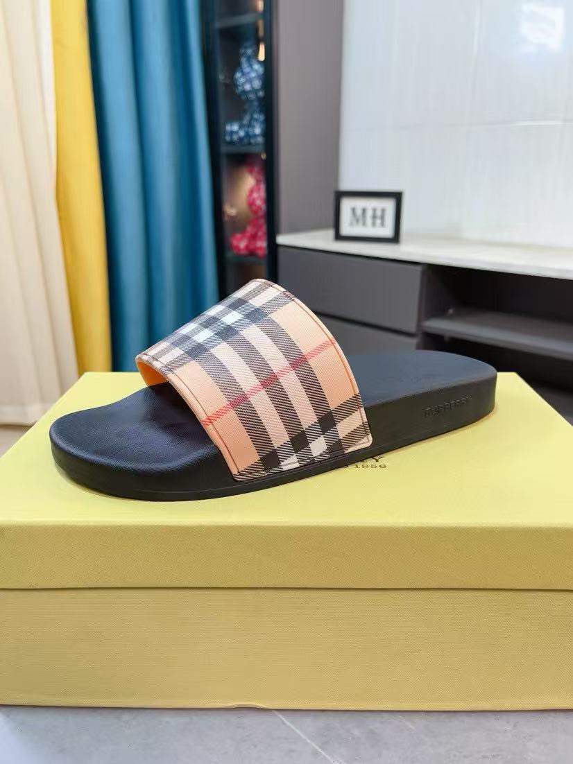 Burbe*ry Shoes