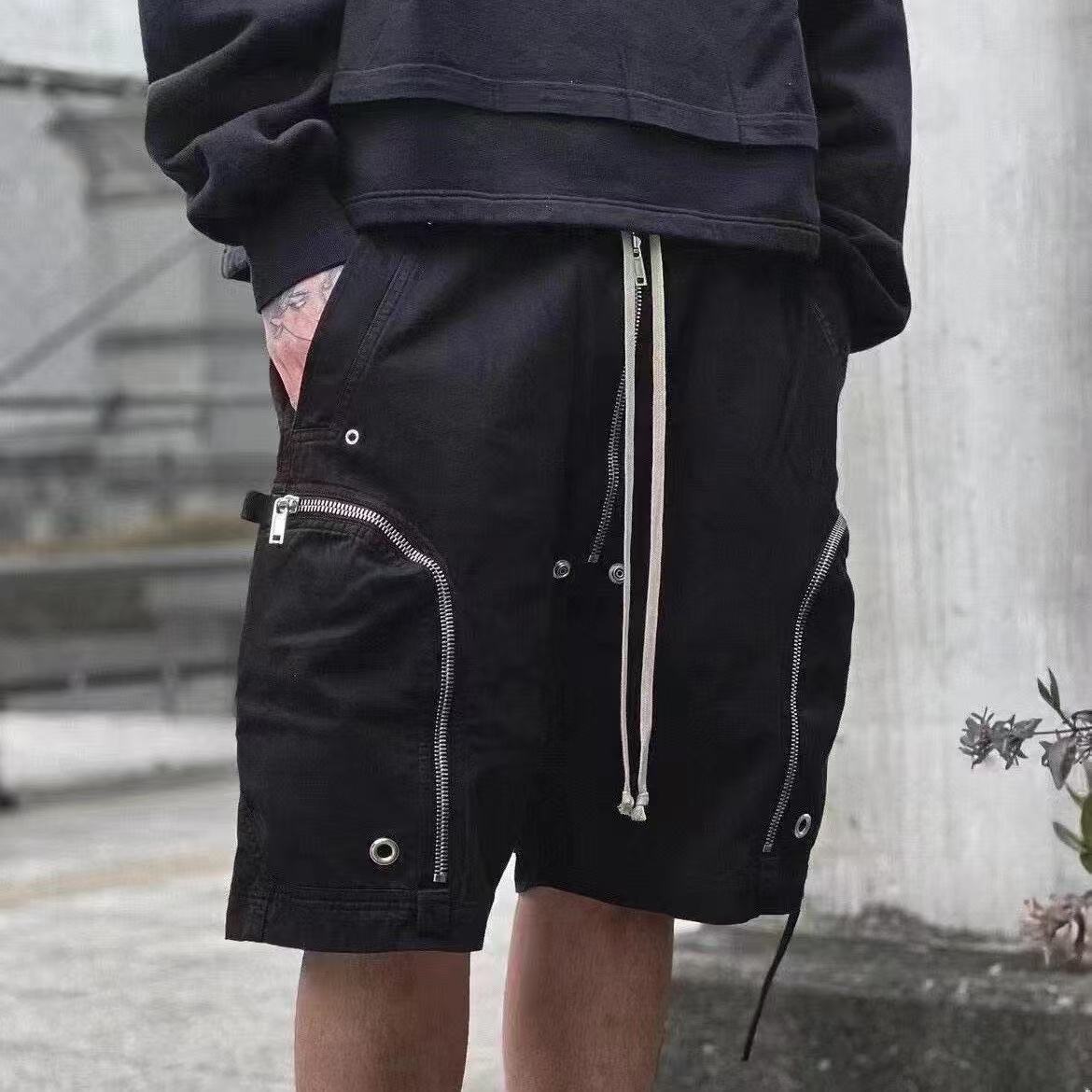 New all black short