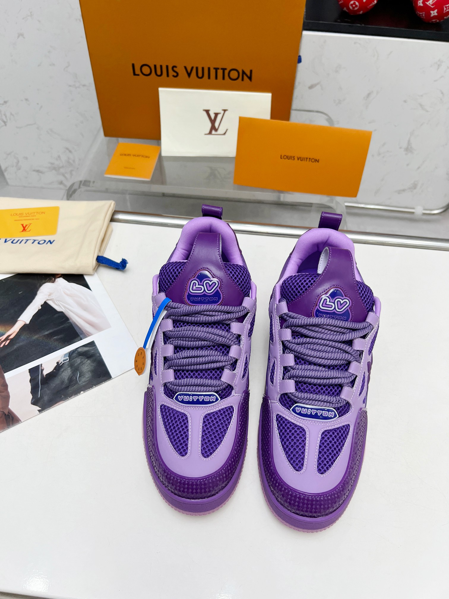1:1 New relwased purple sneaker