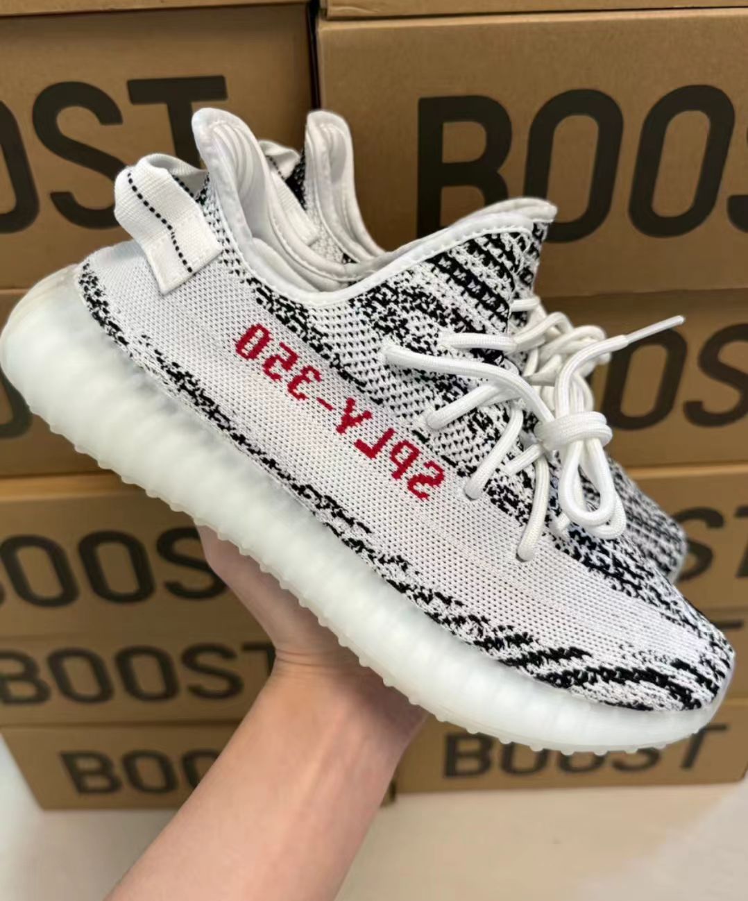 1:1 yeezy boost 350 V3-white/reflective sneakers