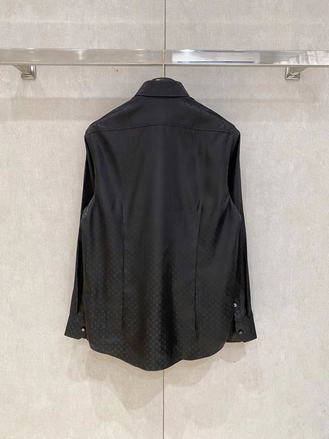 new arrival full logo print shirt