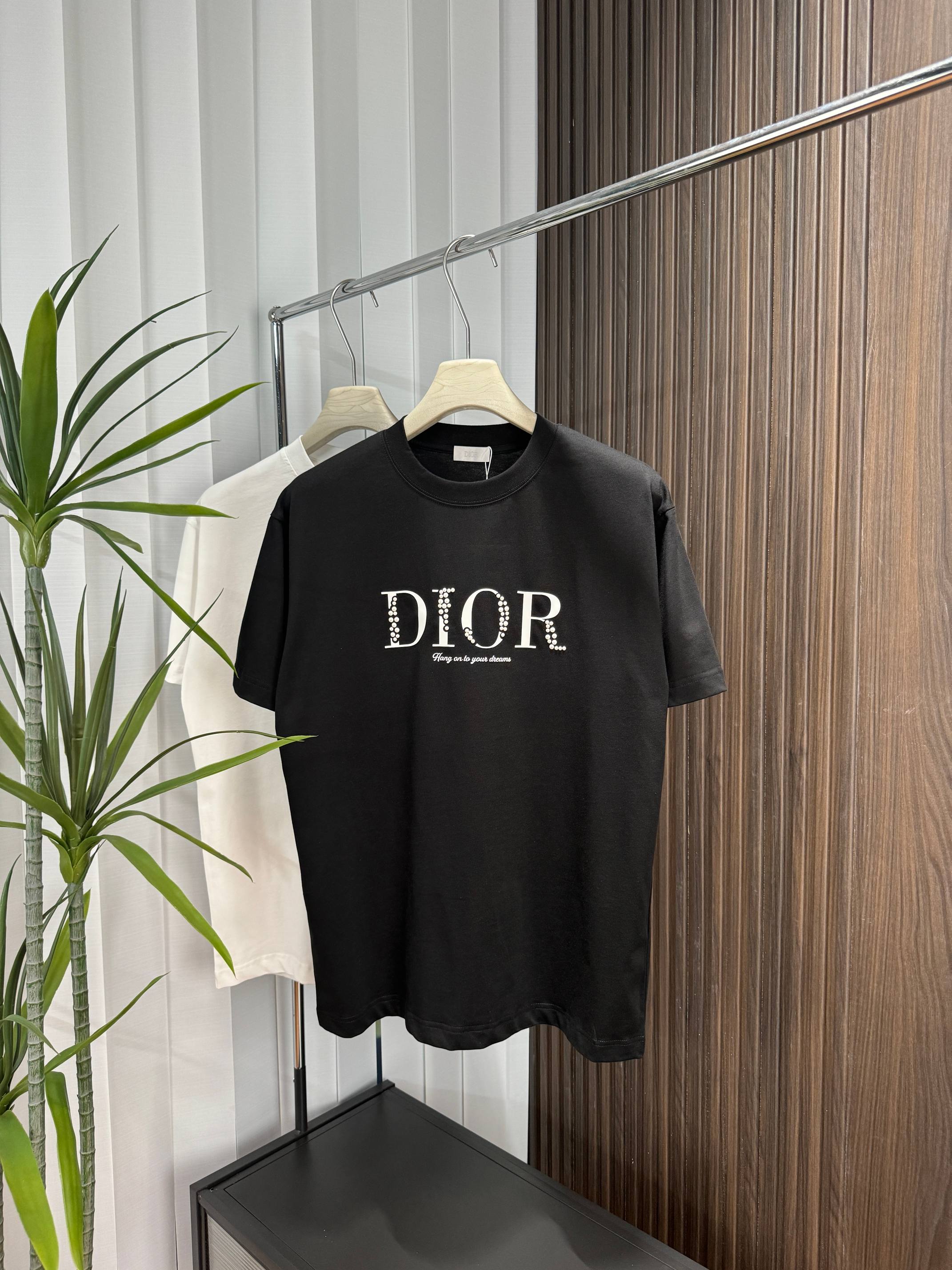 1:1 New released Wear-resistant processing, logo chest diamond tshirt