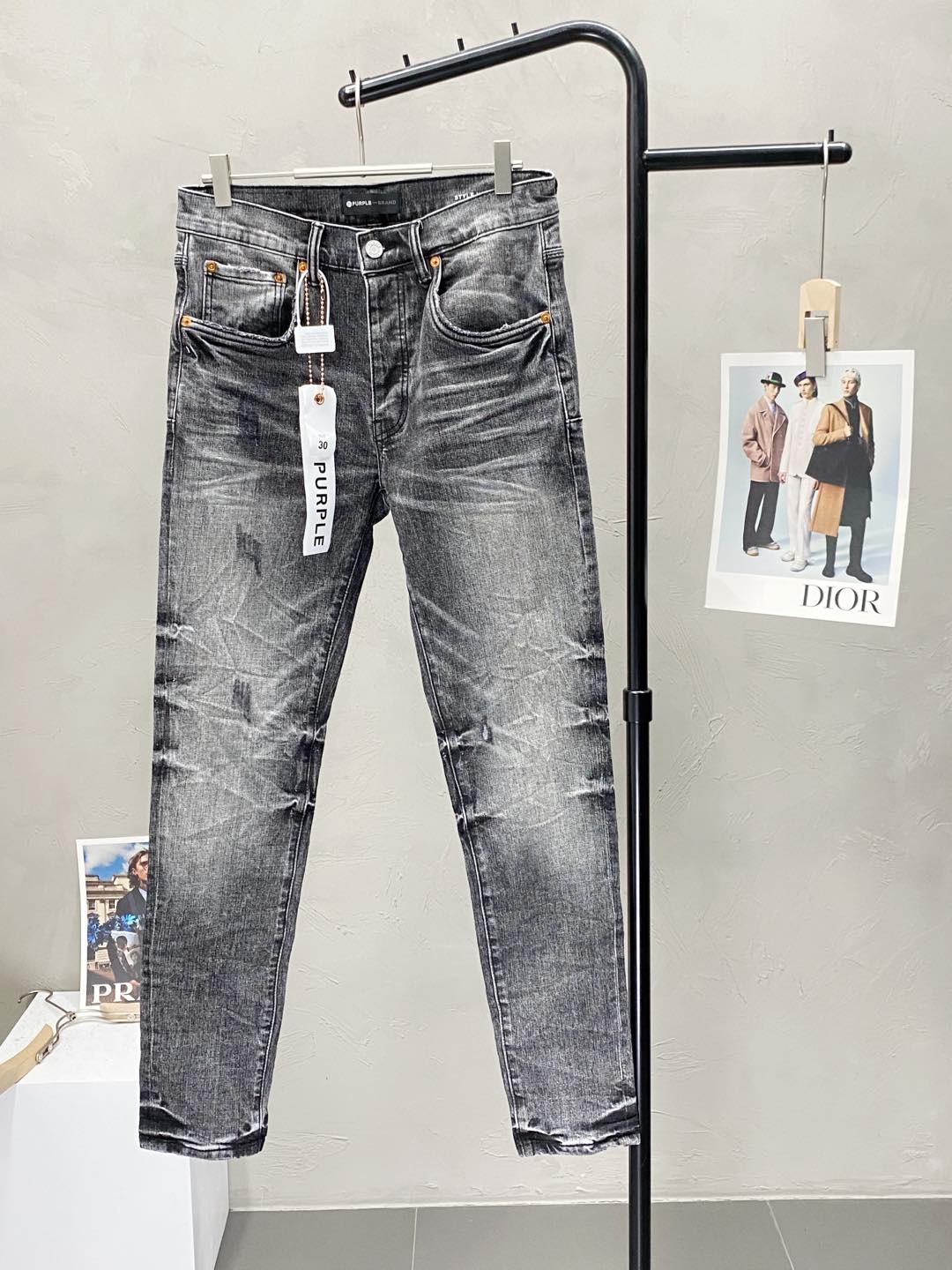 New style straight-leg jeans Premium version