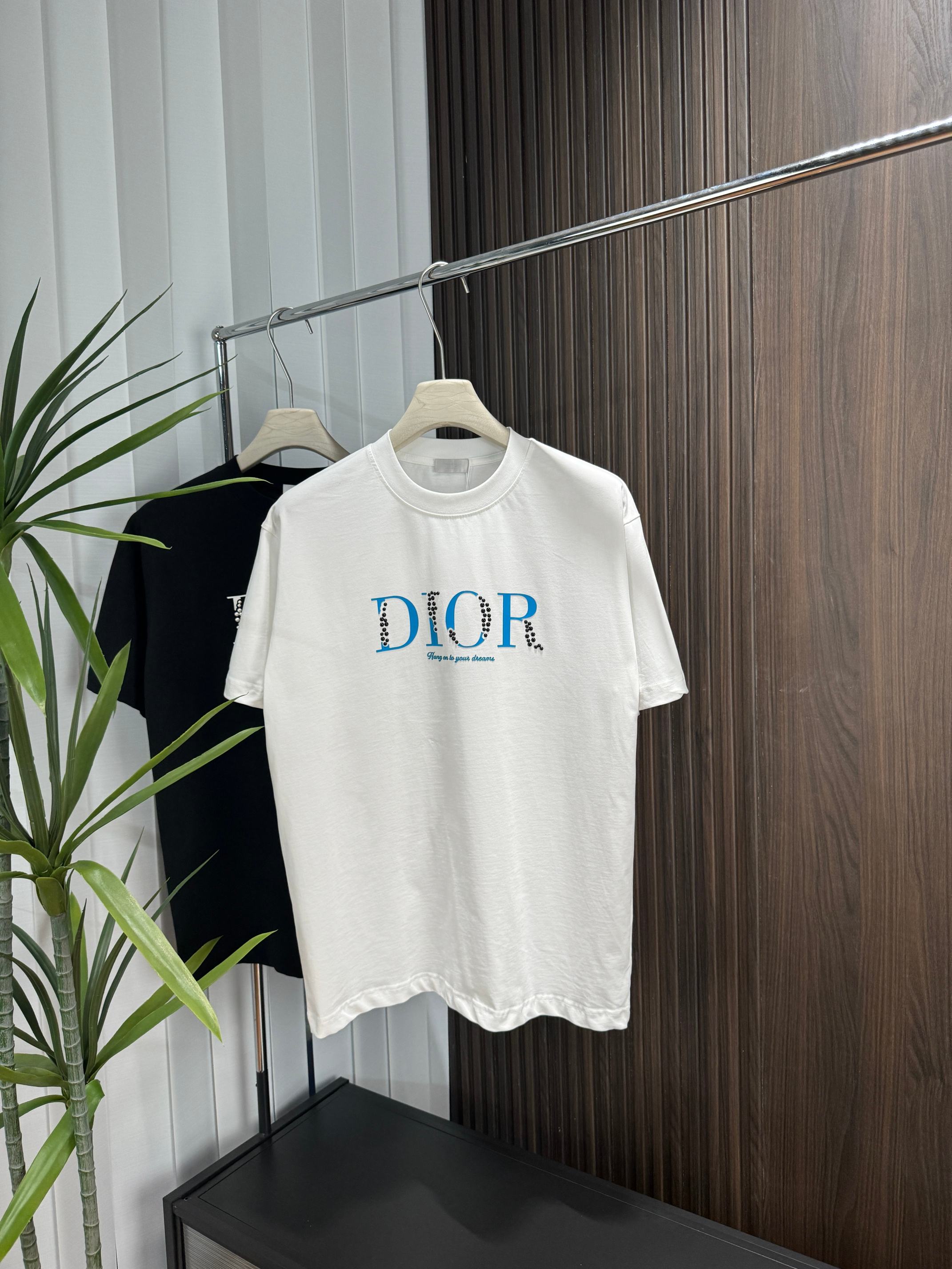 1:1 New released Wear-resistant processing, logo chest diamond tshirt