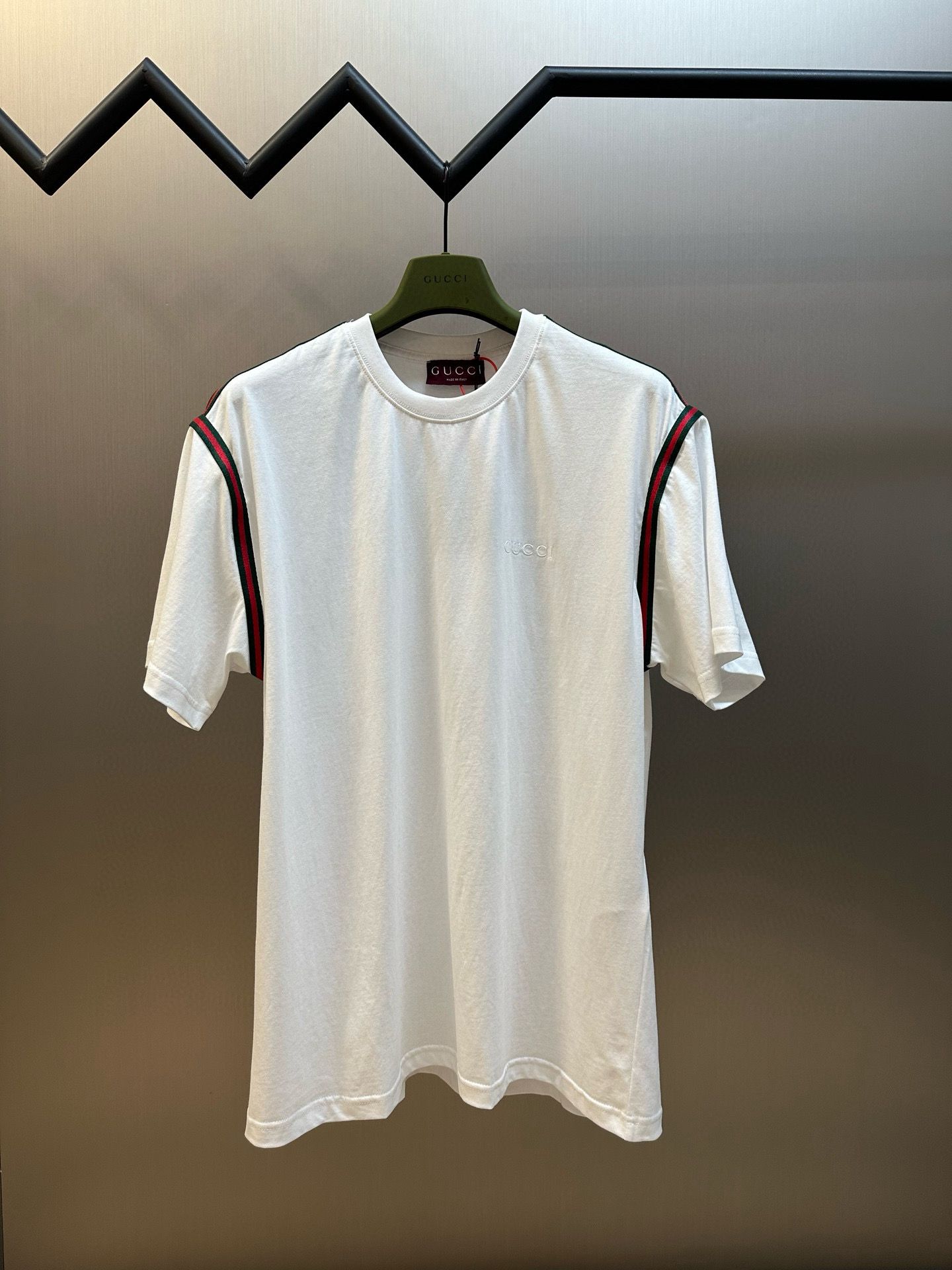 1:1 New released embriodery logo tshirt