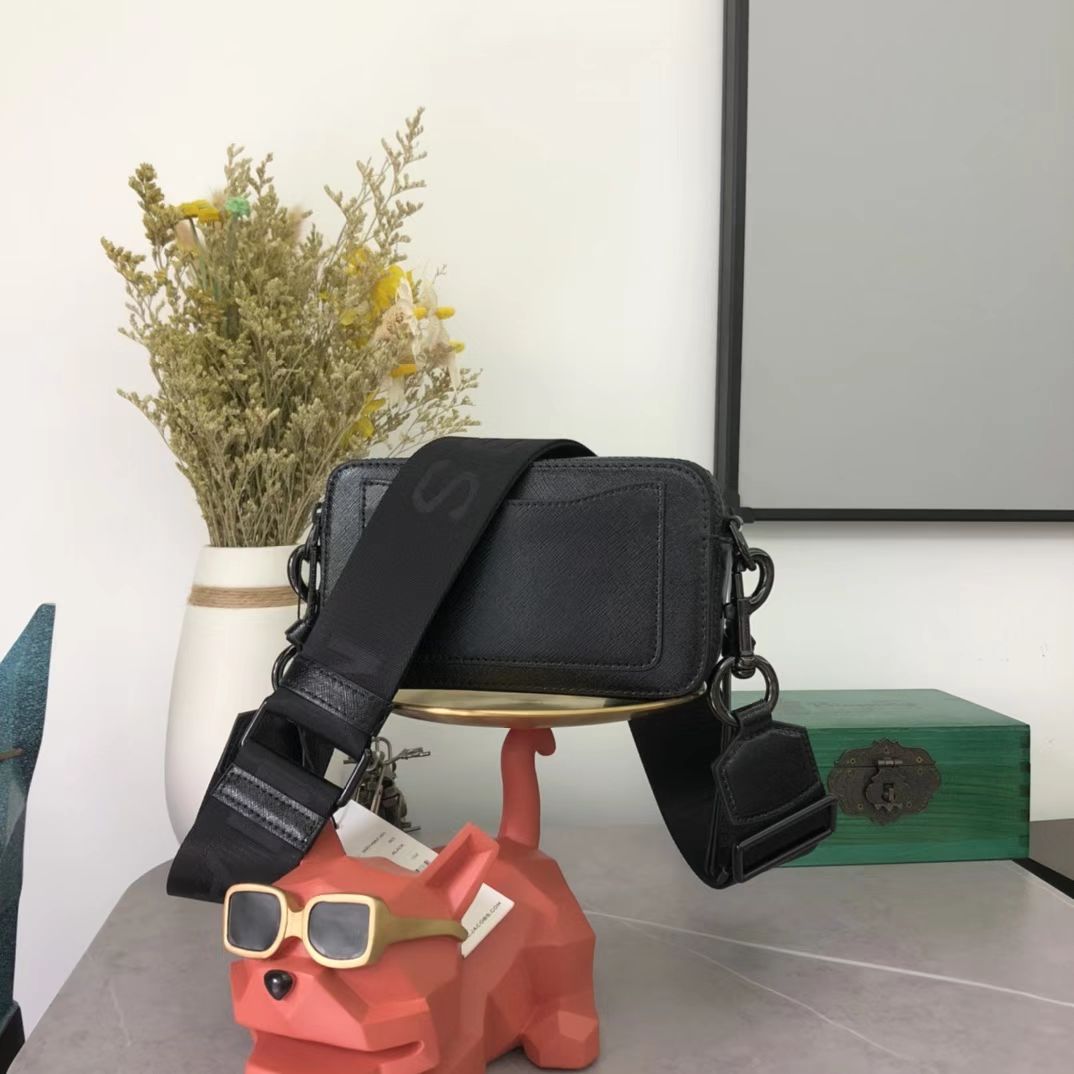 SNAPSHOT Wide shoulder strap genuine leather camera bag