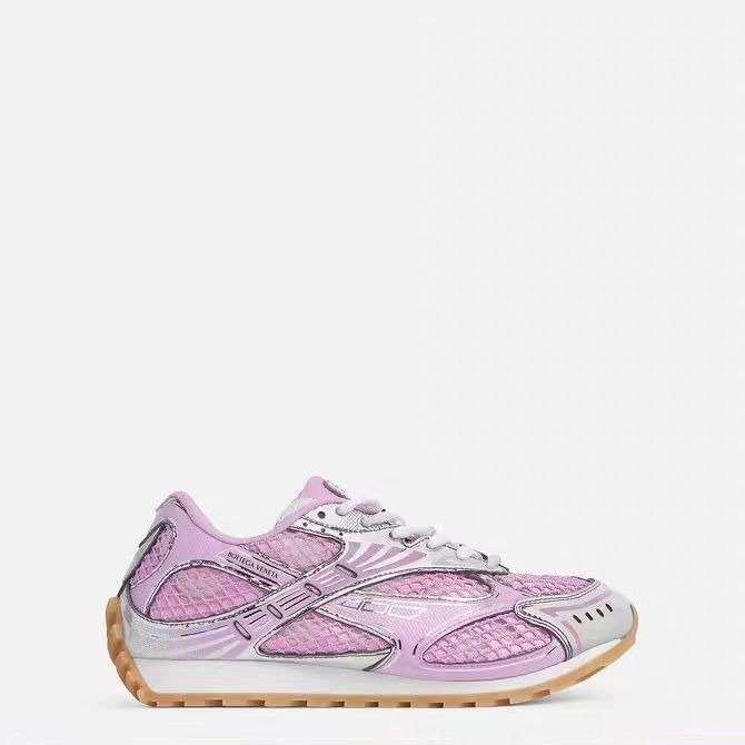 New arrival pink color sneaker