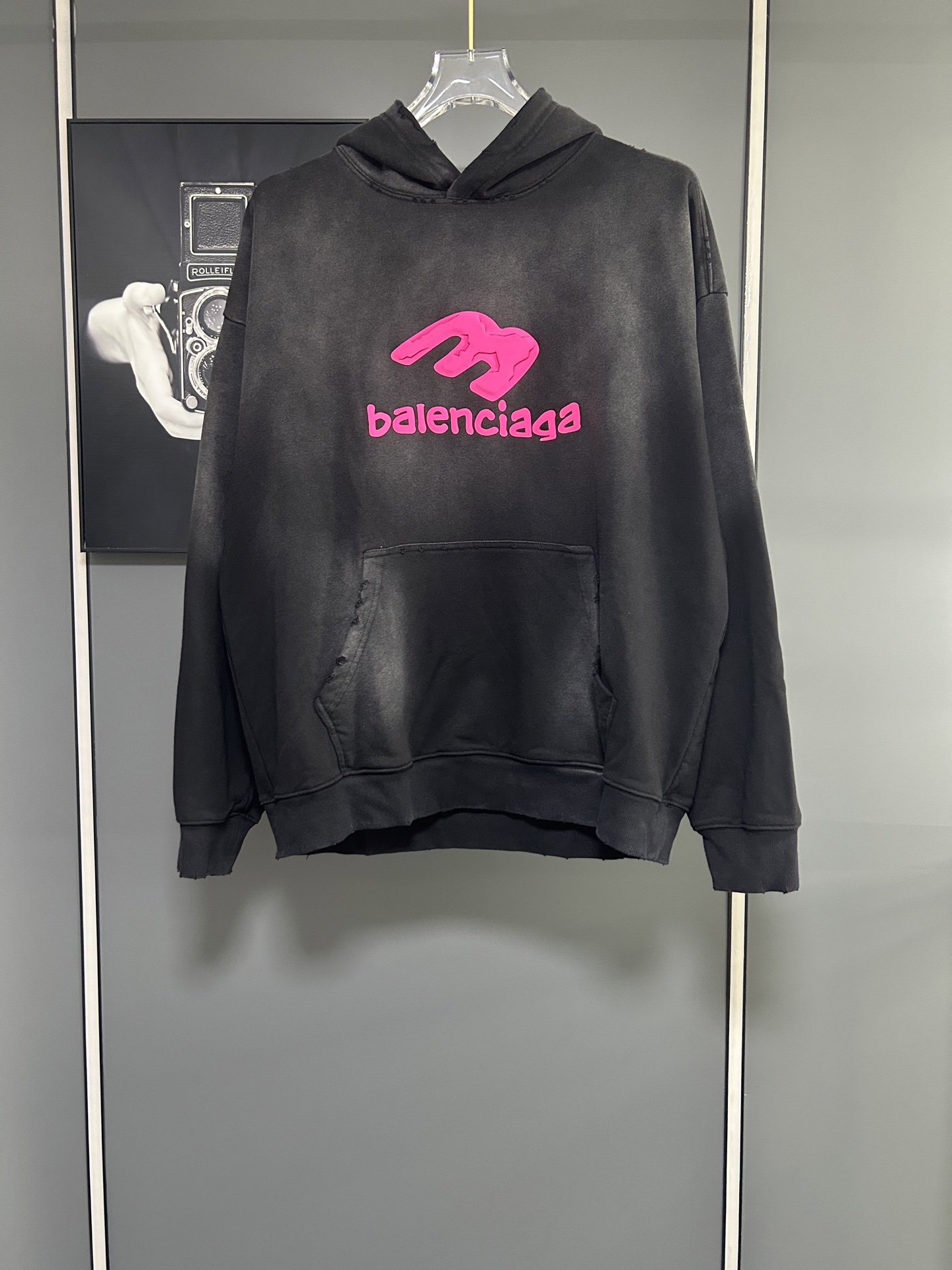 New Arrival Washed & Distressed Pink Sweatshirt with 3D Rubber-printed Logo