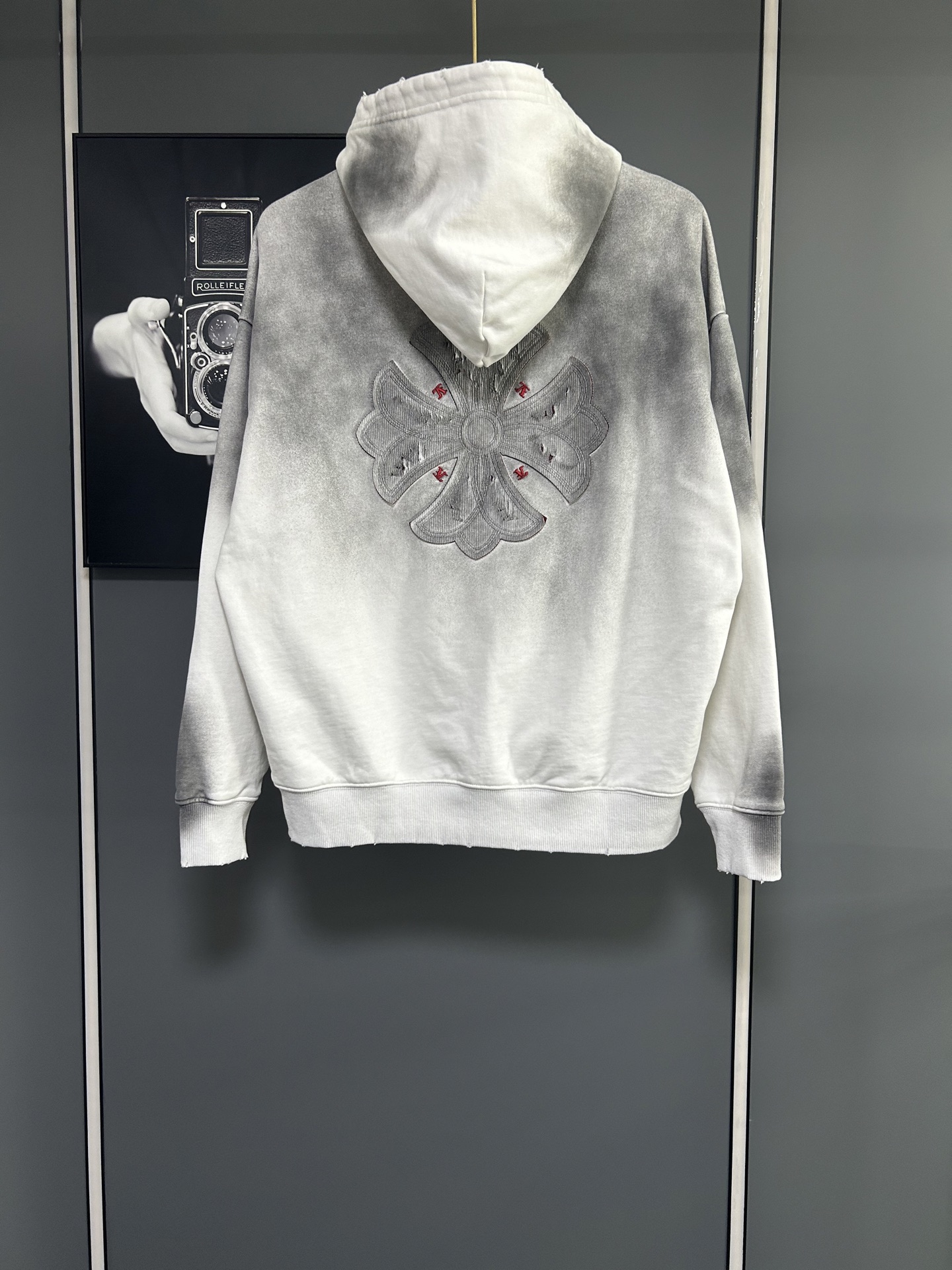 2025 Style Cross Appliqué Embroidery American Acid-Washed Vintage Laser Burned Pattern Appliqué Embroidery Casual Hooded Hoodie