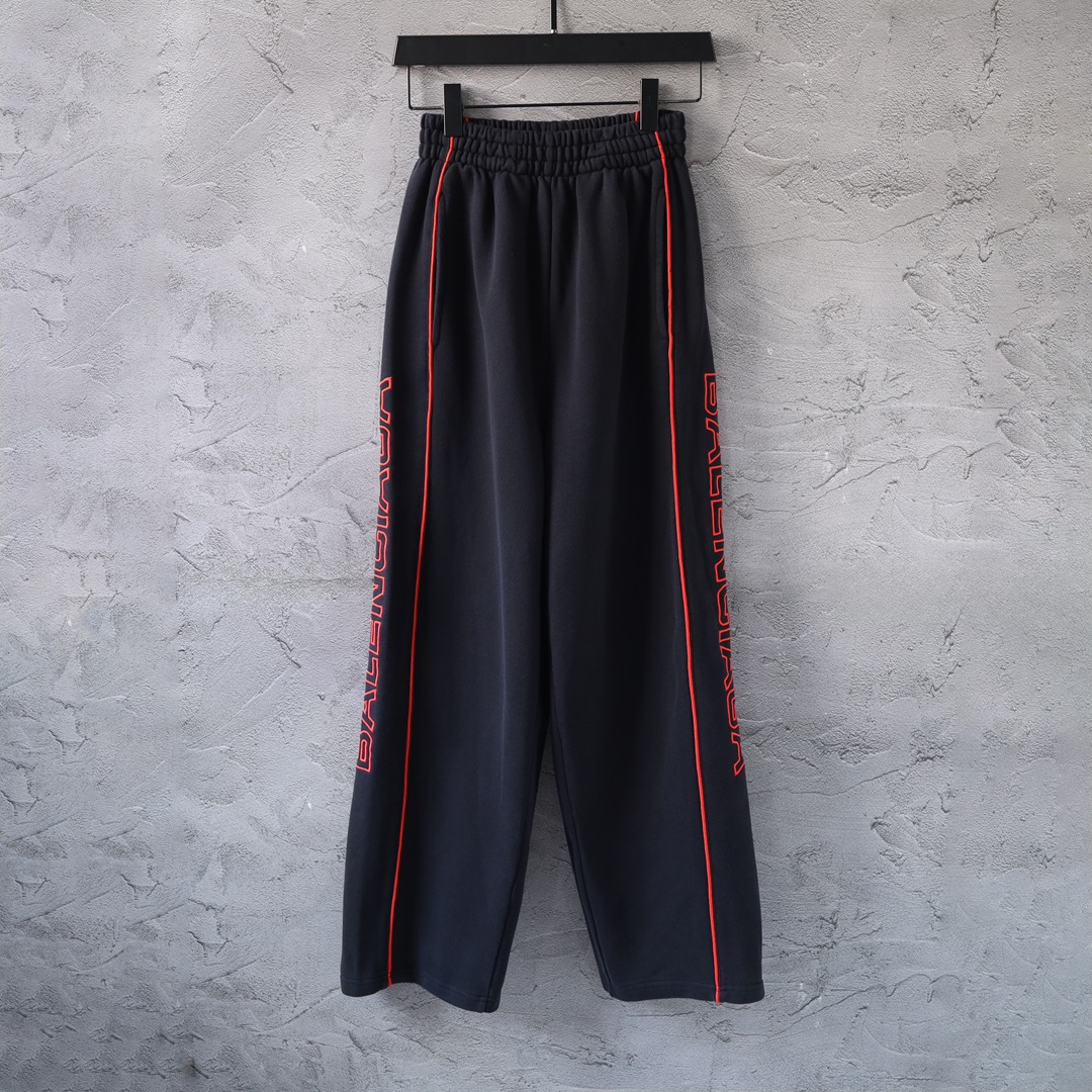 Manchester United Series Hollow Red Logo Embroidered Sweatpants