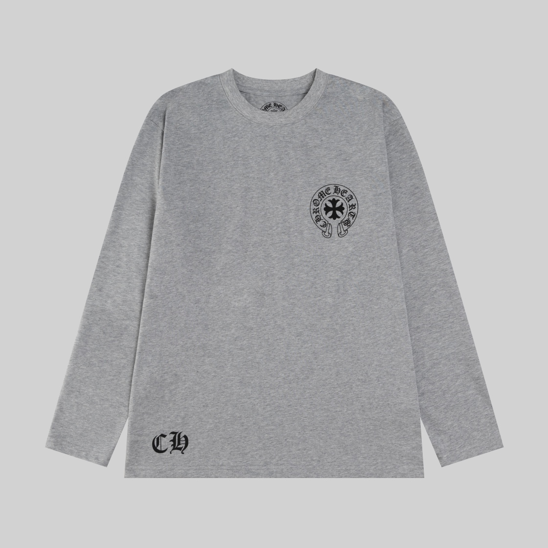 Long sleeves printed with Sanskrit letters