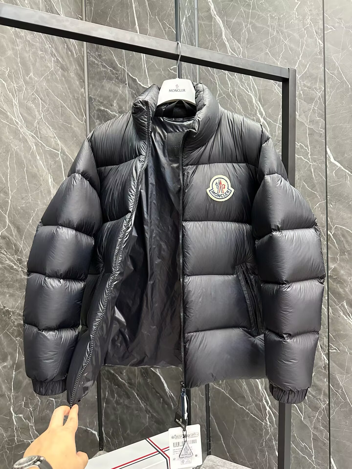 1:1 new released all black puff down jacket
