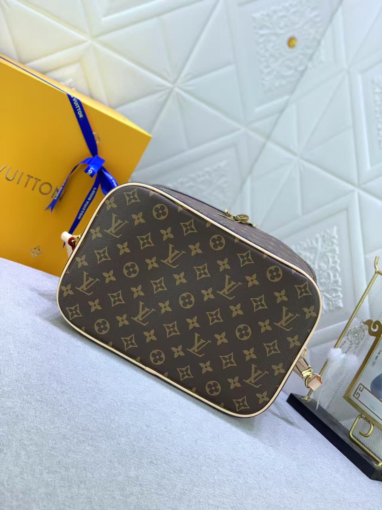 1:1 classic full logo square bag