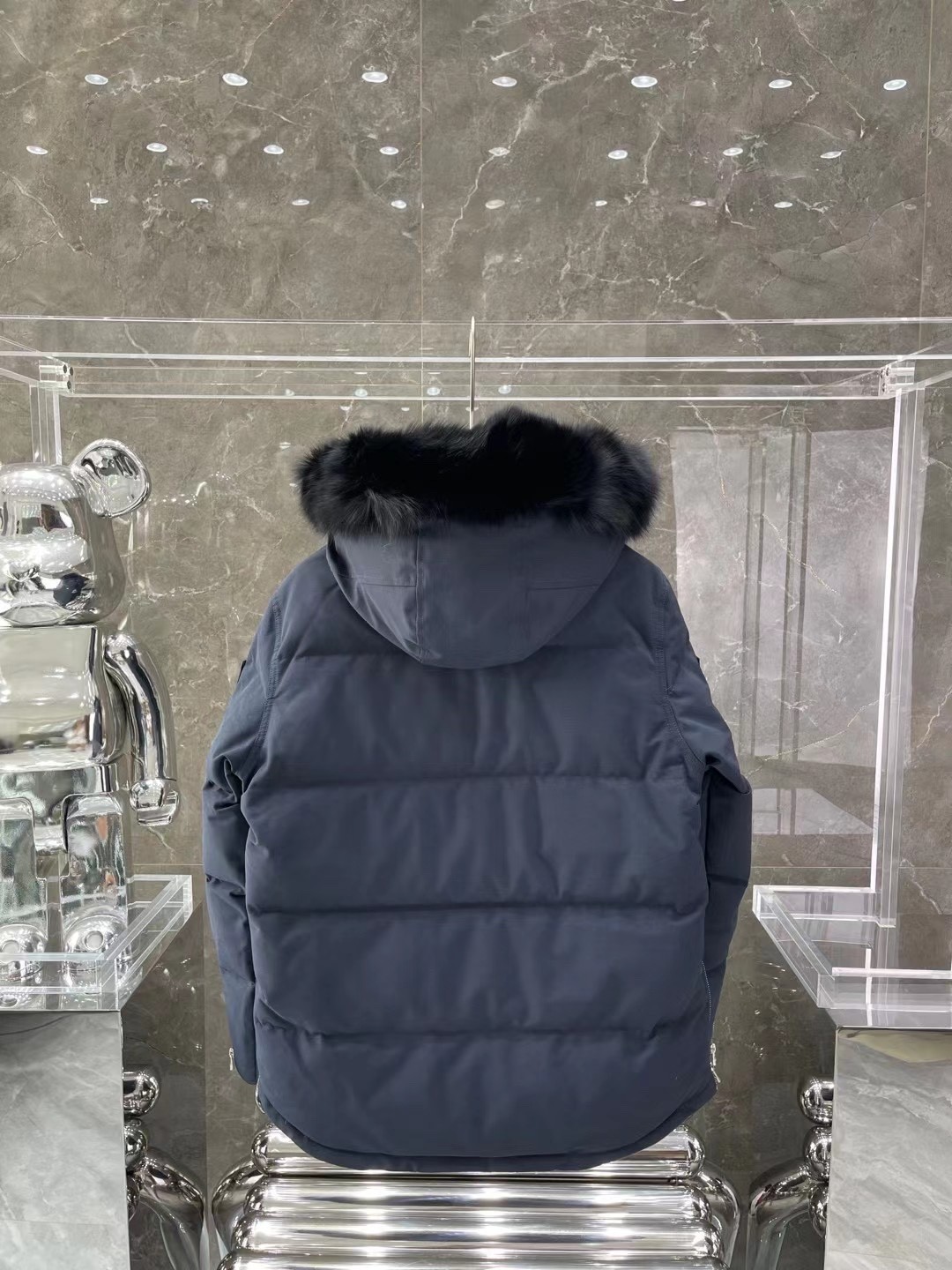 MK thick and cozy fitted down jacket  navy blue