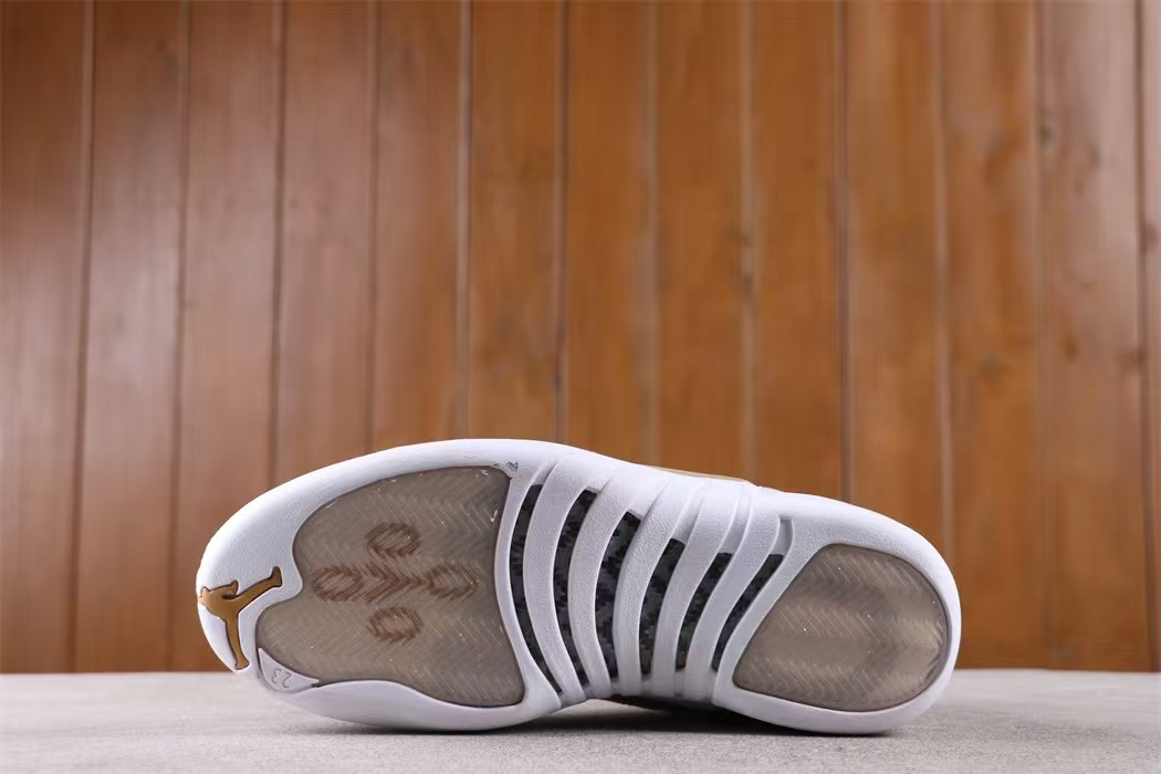AJ 12 Platinum high-top cushioned basketball sneakers