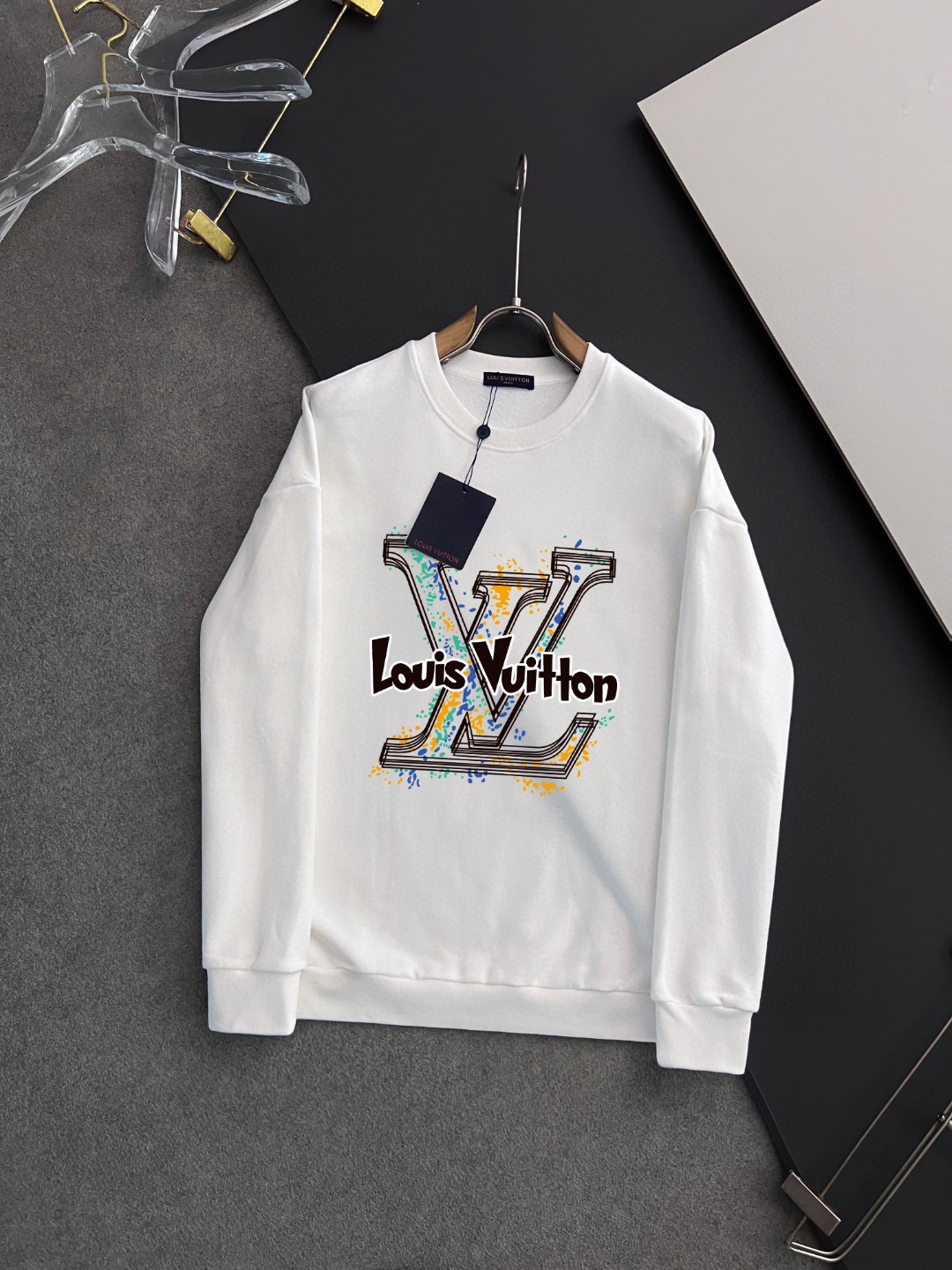 High-end printed round-neck sweatshirt