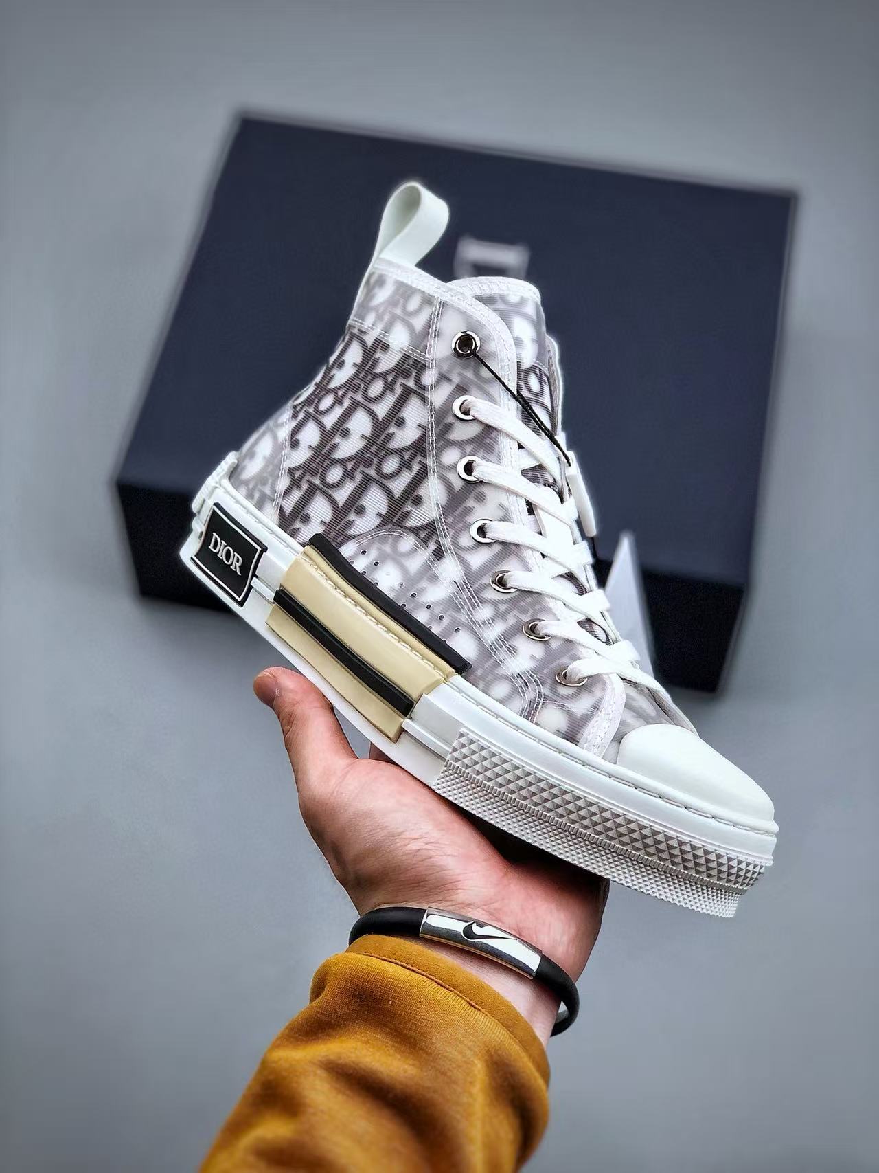 Classic B23 oblique high top sneakers