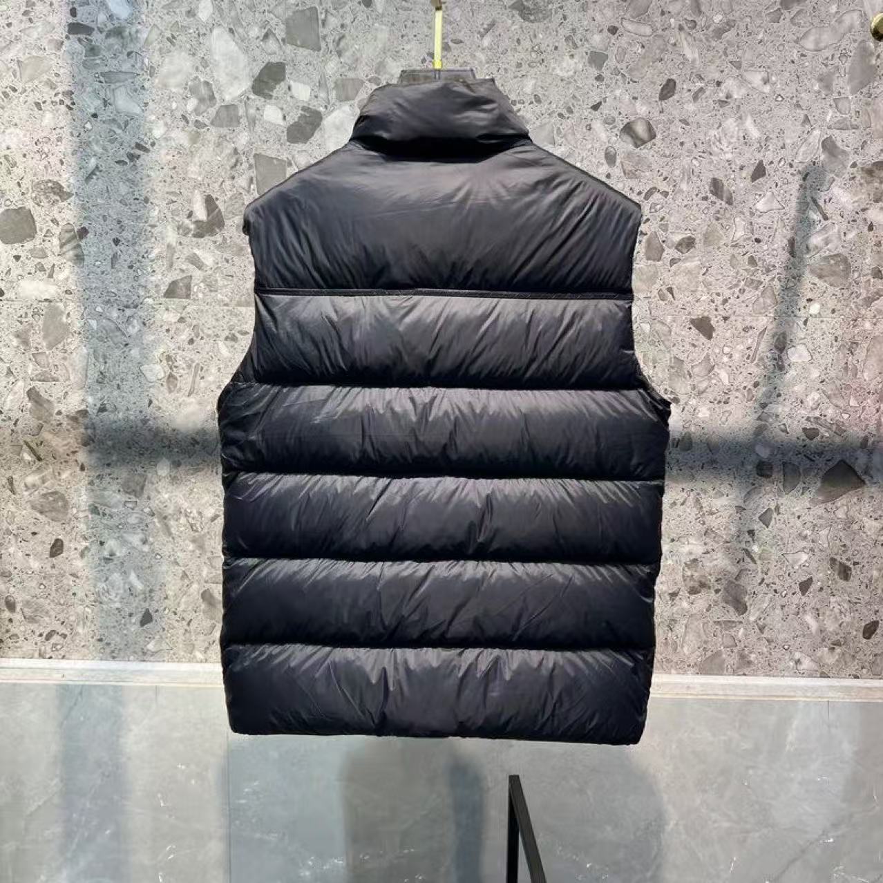 New arrival Pr@da dowm vest