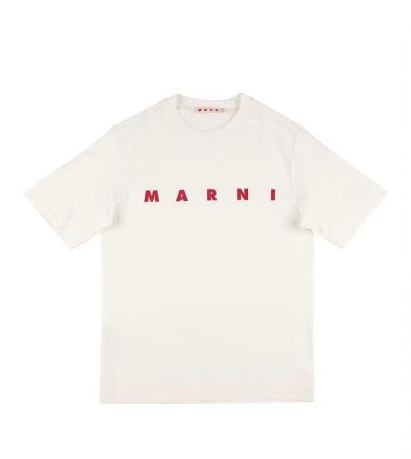 Short-sleeved shirt with white background and red letter printing