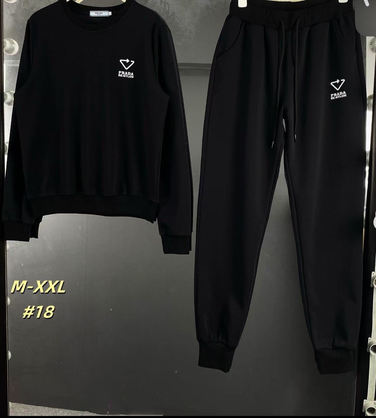 Black round-neck hoodie set