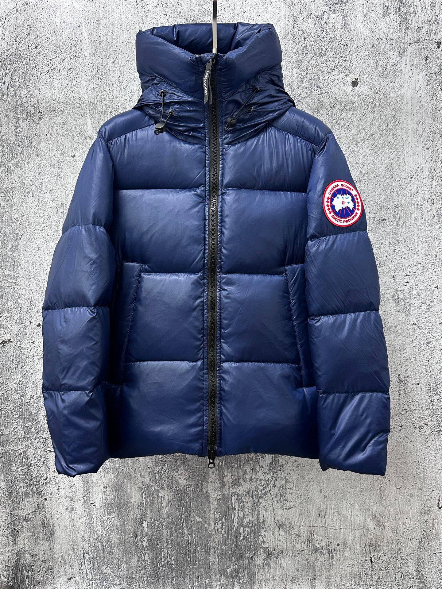 Limited edition new deep blue cream puff down jacket