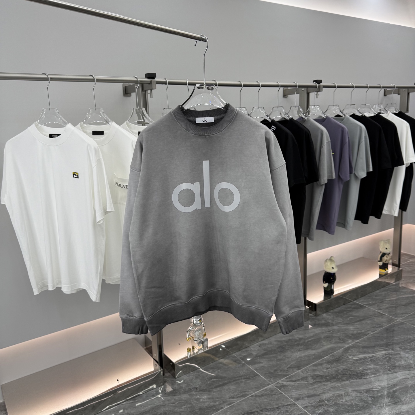 New grey gradient washable round-neck sweatshirt for autumn and winter