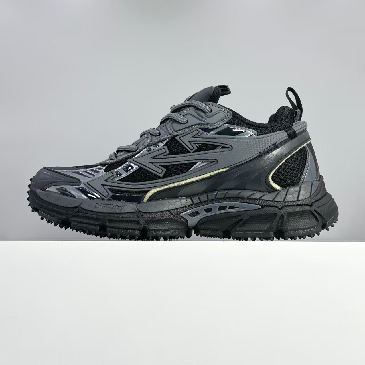 1:1 off white Vuelvo enseguida black sneakers