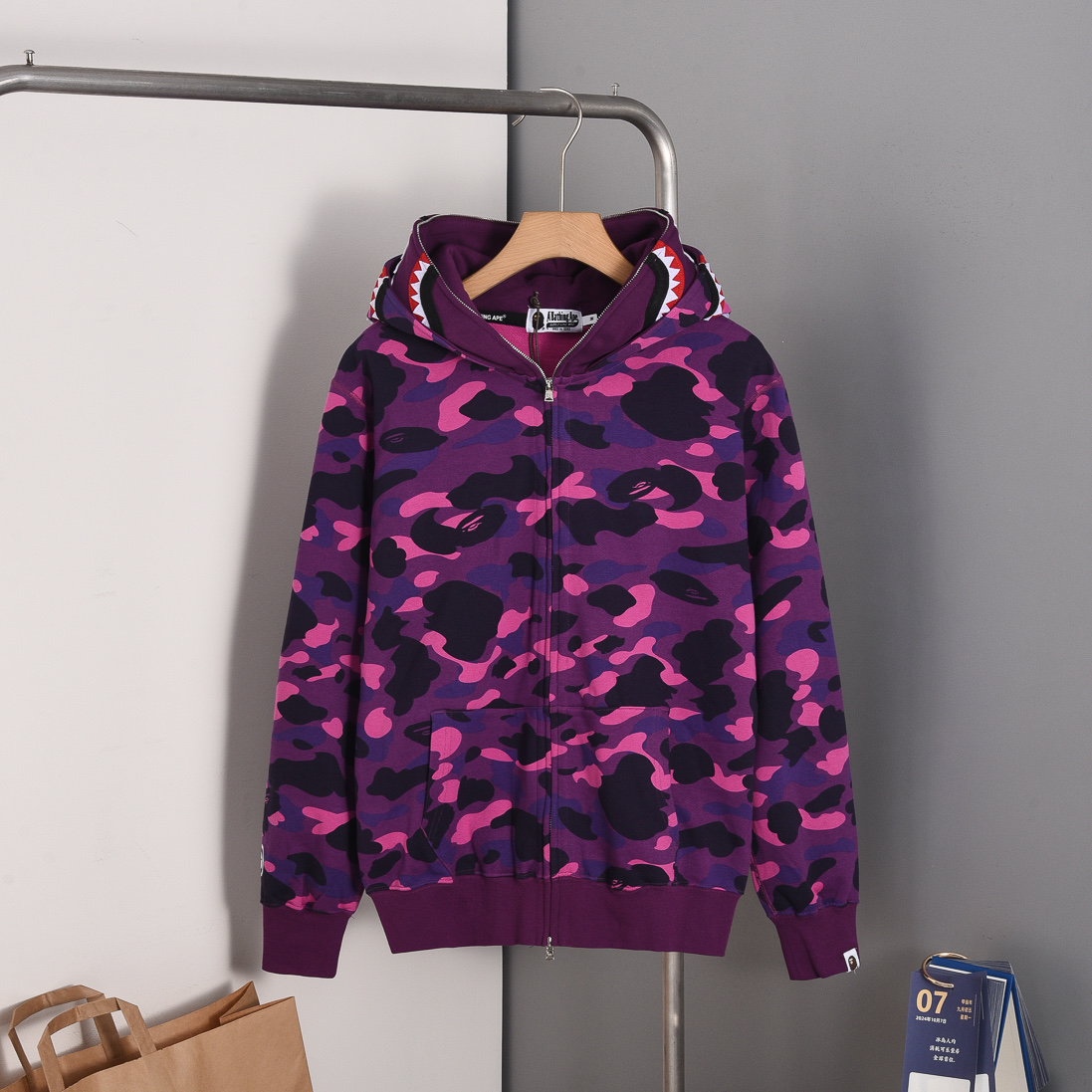 1:1 high version double-cap camouflage shark hoodie