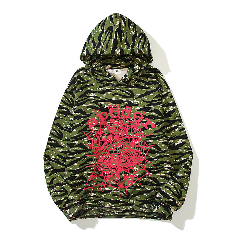Red spider web printed green camouflage hoodie