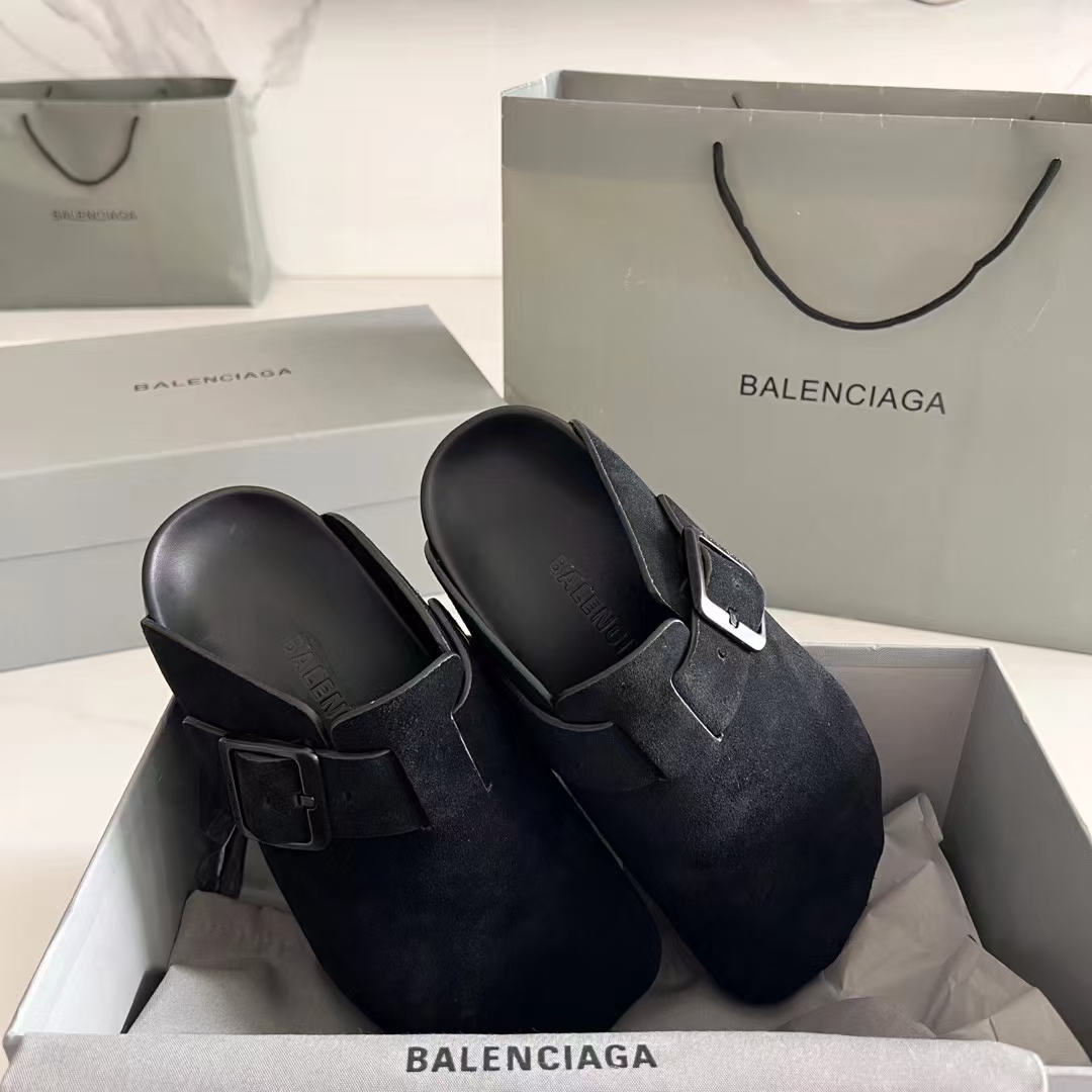 1:1 classic black sneaker