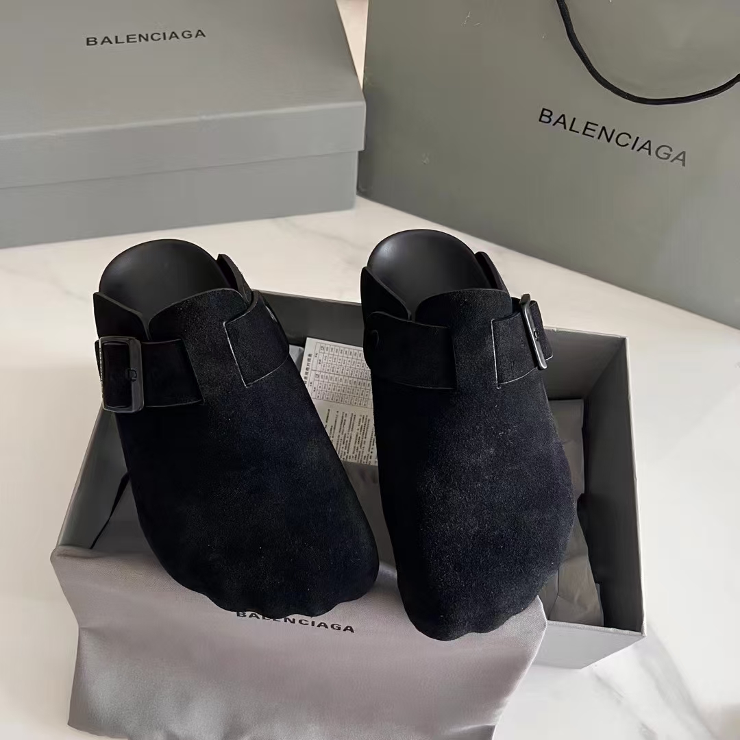 1:1 classic black sneaker